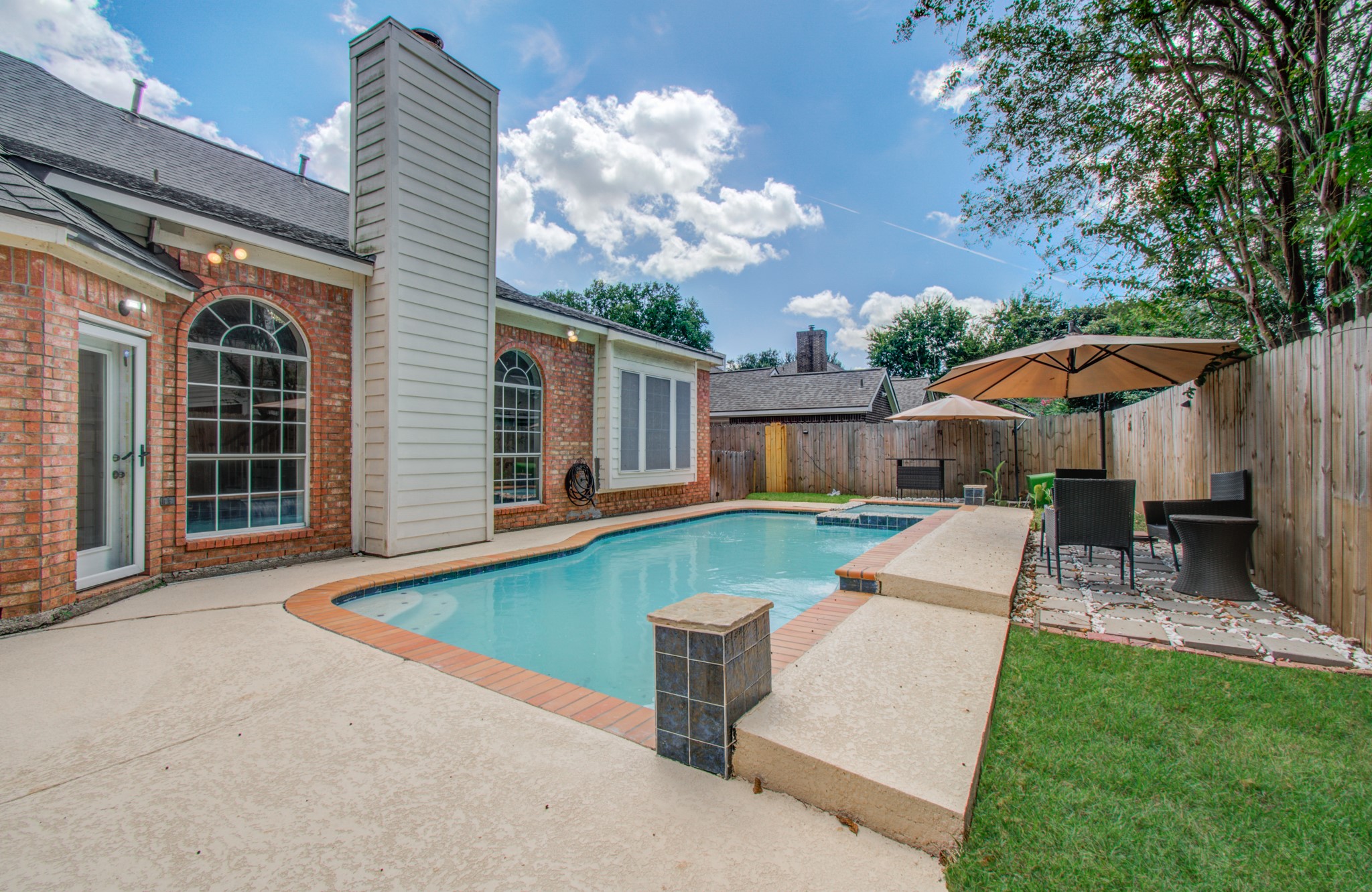 1207 Atlanta Drive, Richmond, TX 77406