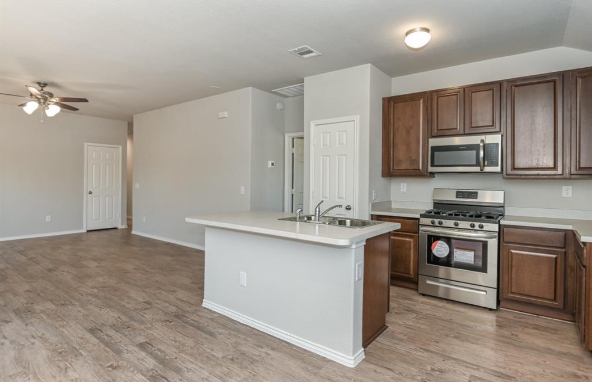 10811 Lavender Cotton ln, Houston, TX 77016