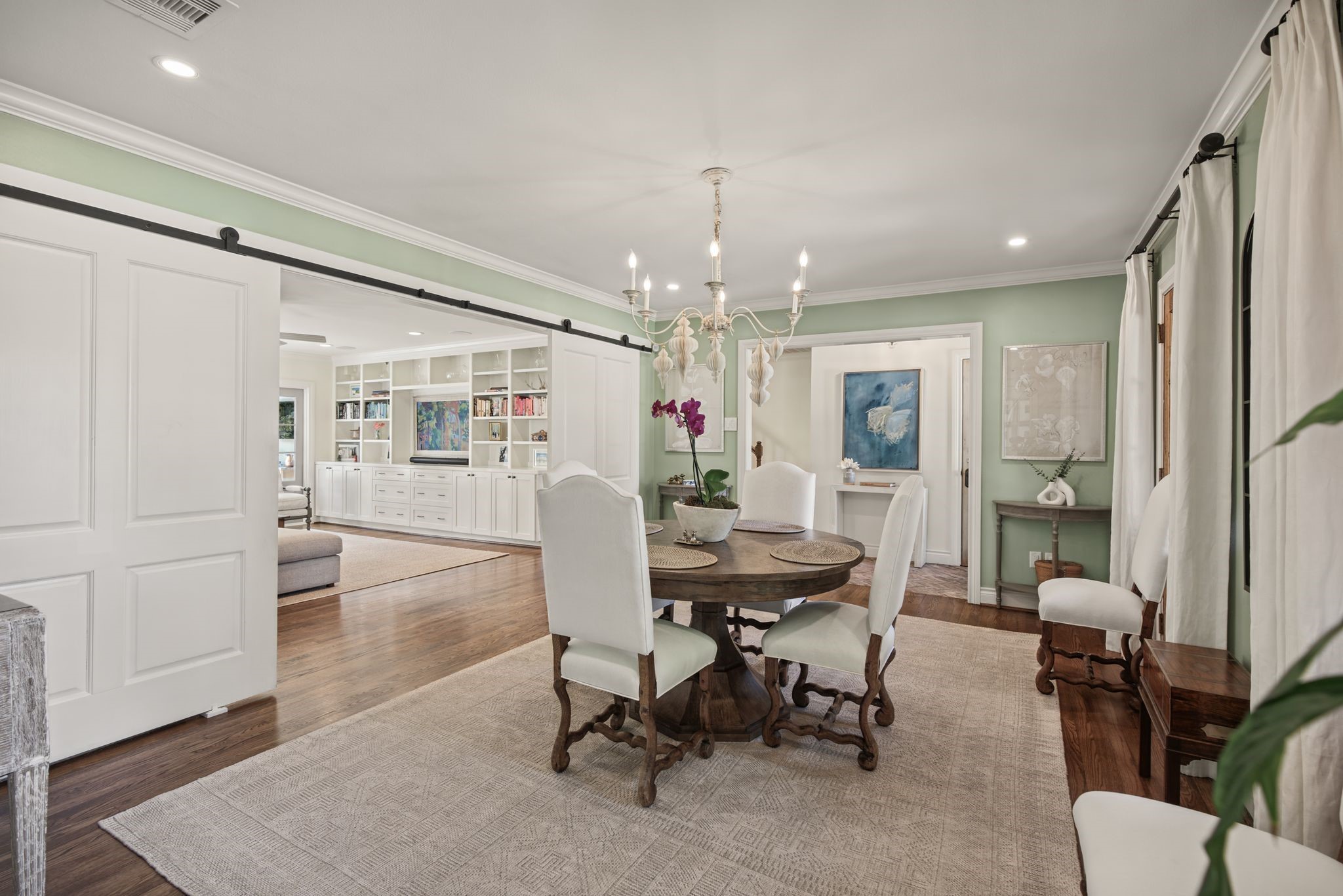 2415 Briarmead Drive, Houston, TX 77057