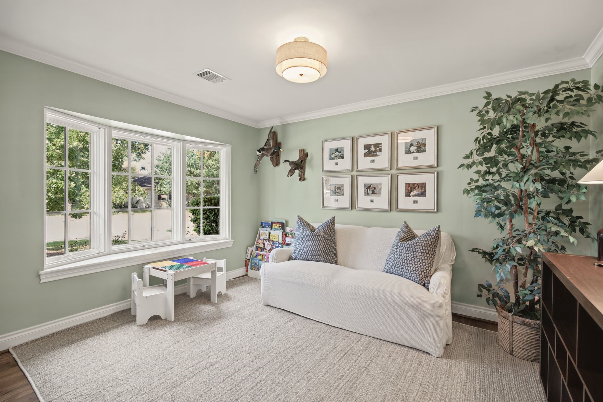 2415 Briarmead Drive, Houston, TX 77057