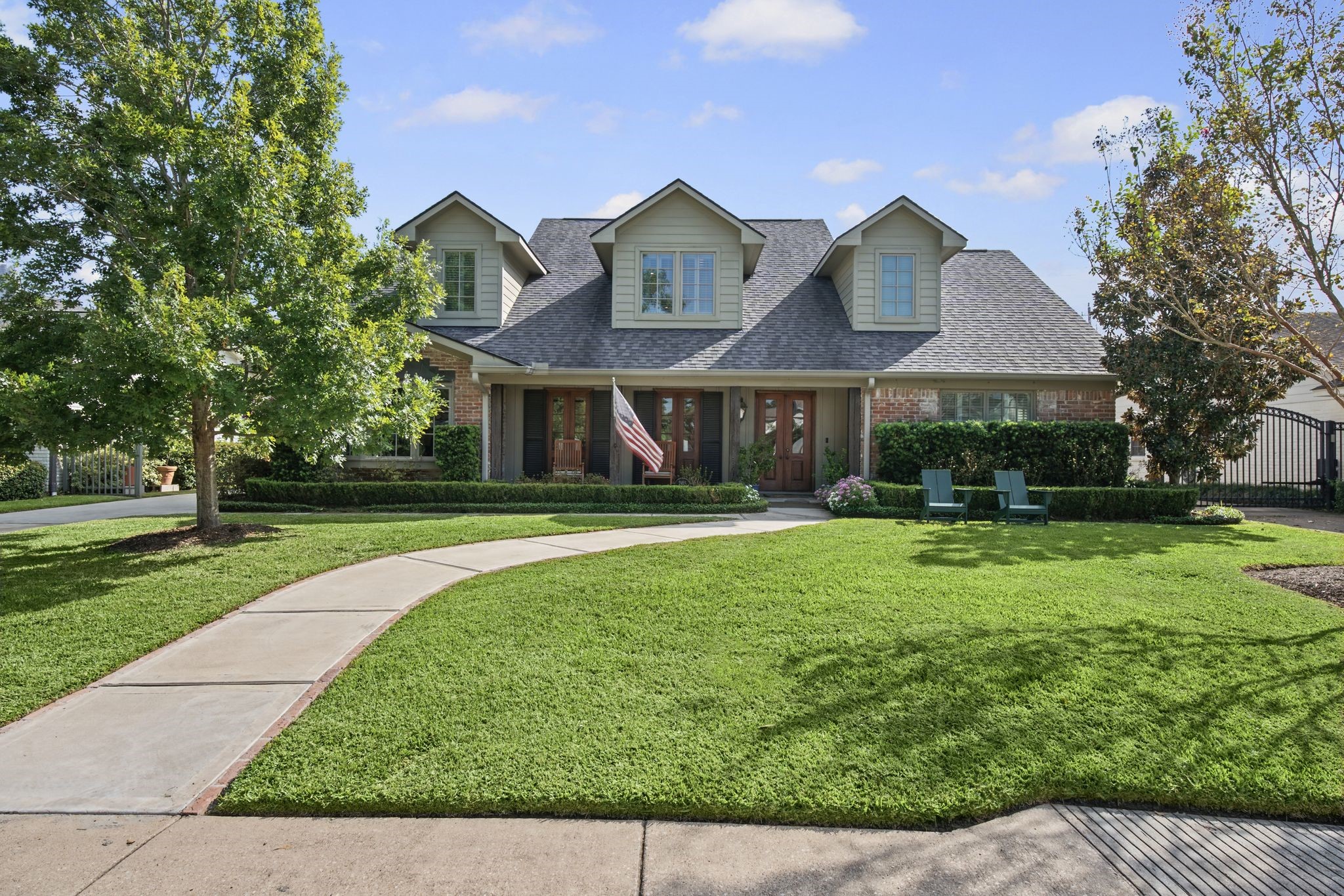 2415 Briarmead Drive, Houston, TX 77057