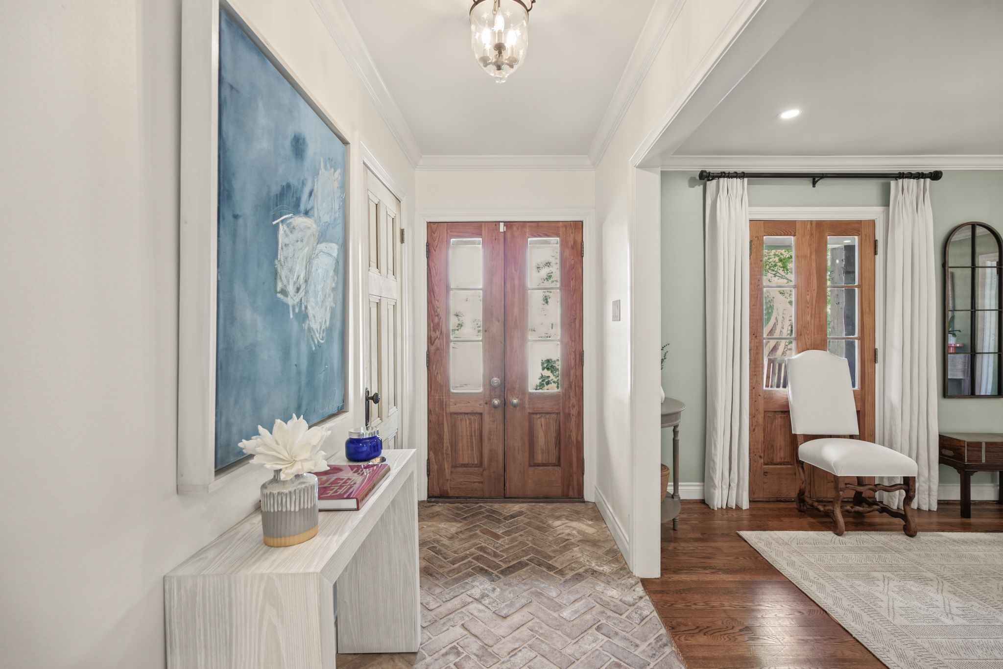 2415 Briarmead Drive, Houston, TX 77057