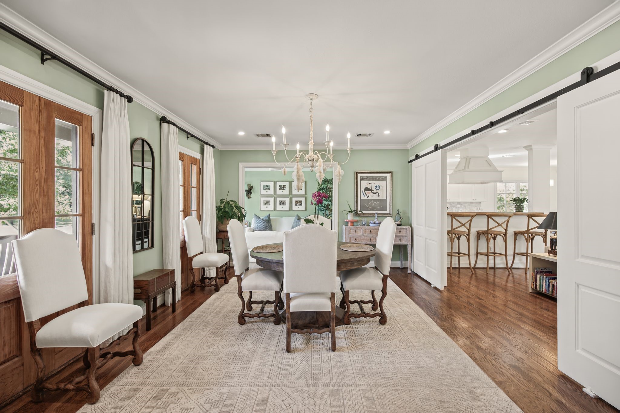 2415 Briarmead Drive, Houston, TX 77057