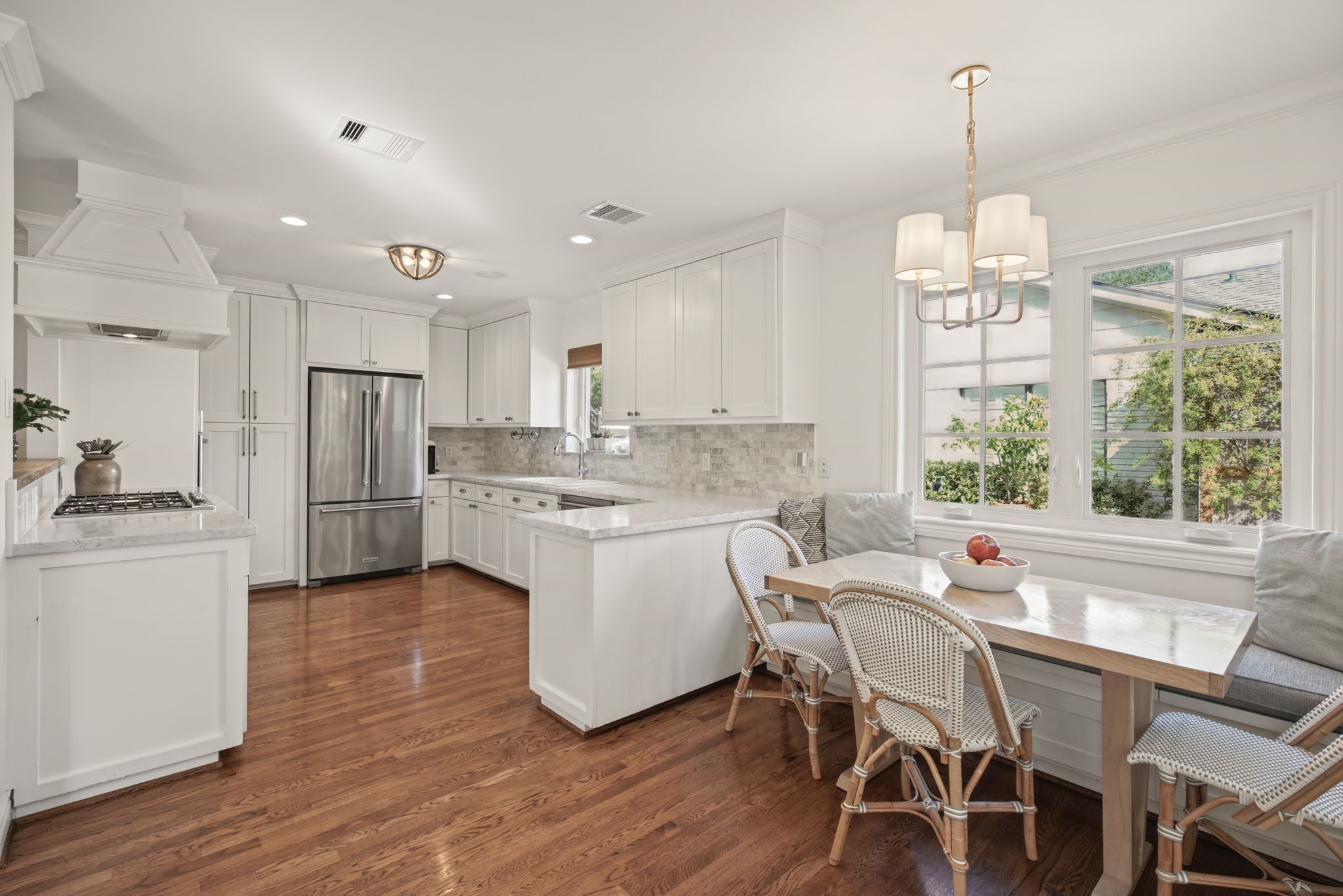 2415 Briarmead Drive, Houston, TX 77057
