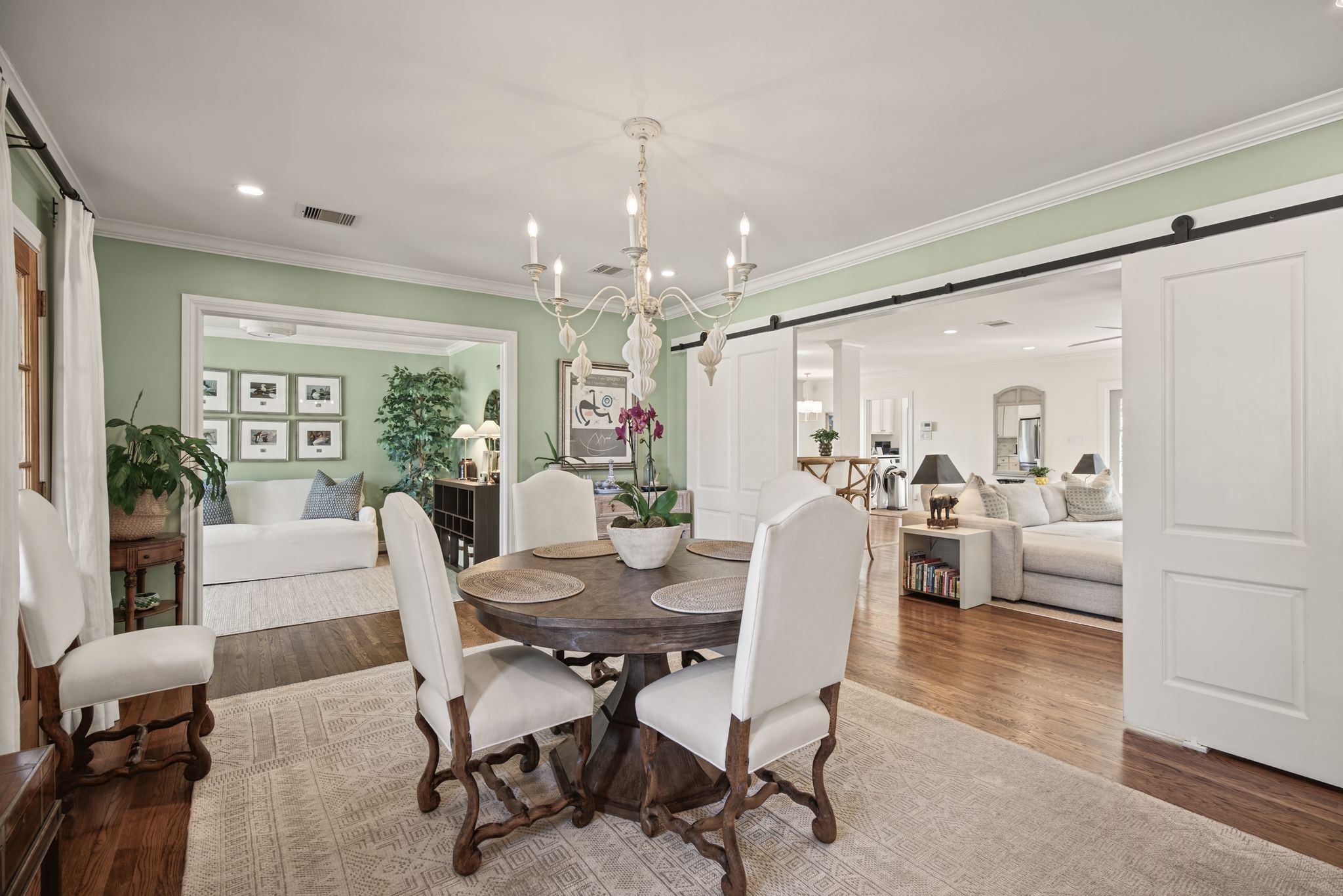 2415 Briarmead Drive, Houston, TX 77057