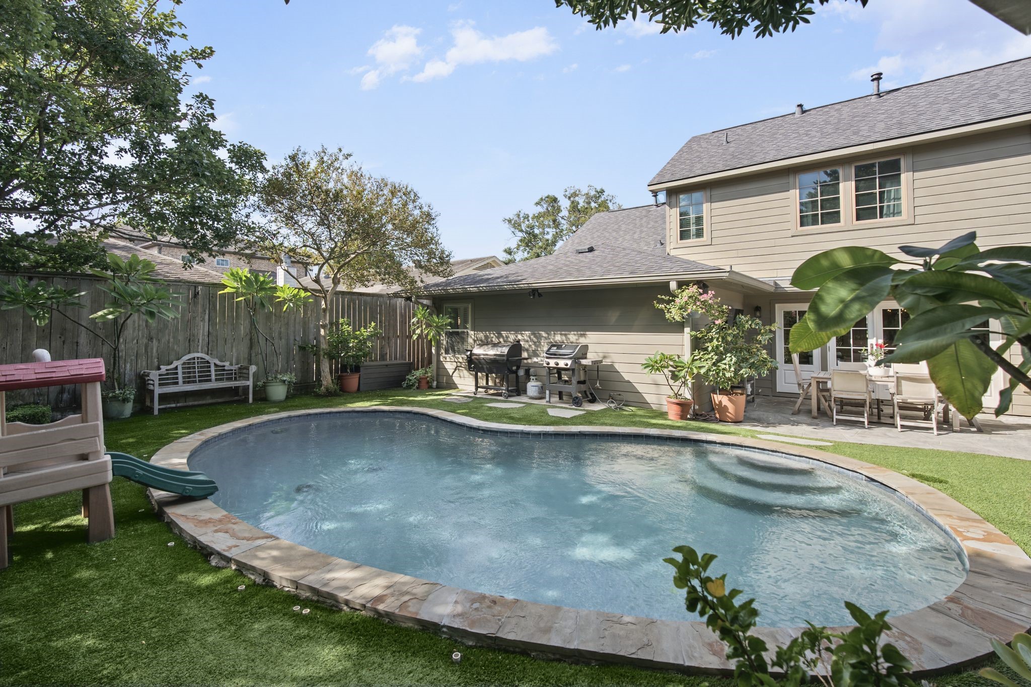 2415 Briarmead Drive, Houston, TX 77057