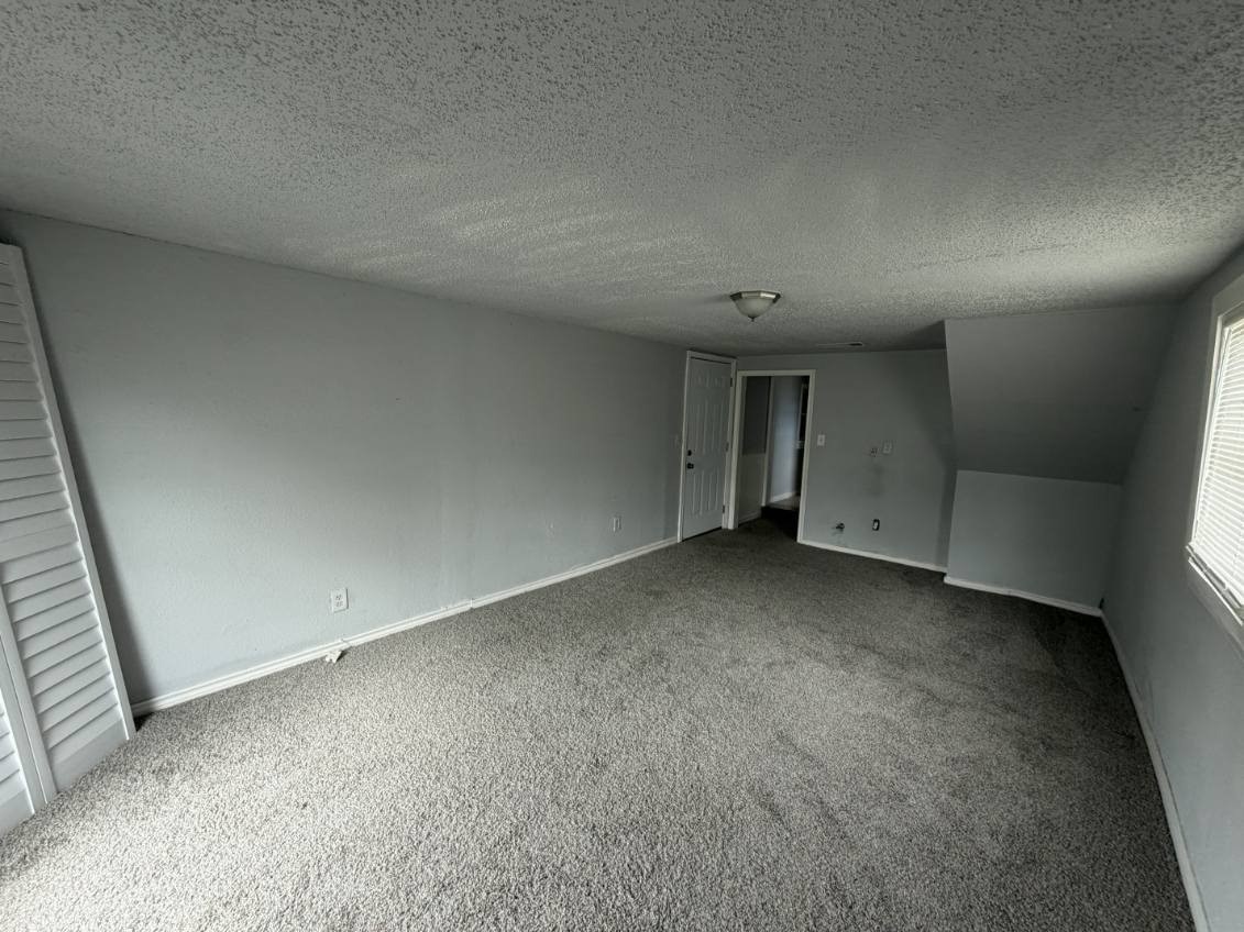 1427 W 6th Street, Freeport, TX 77541