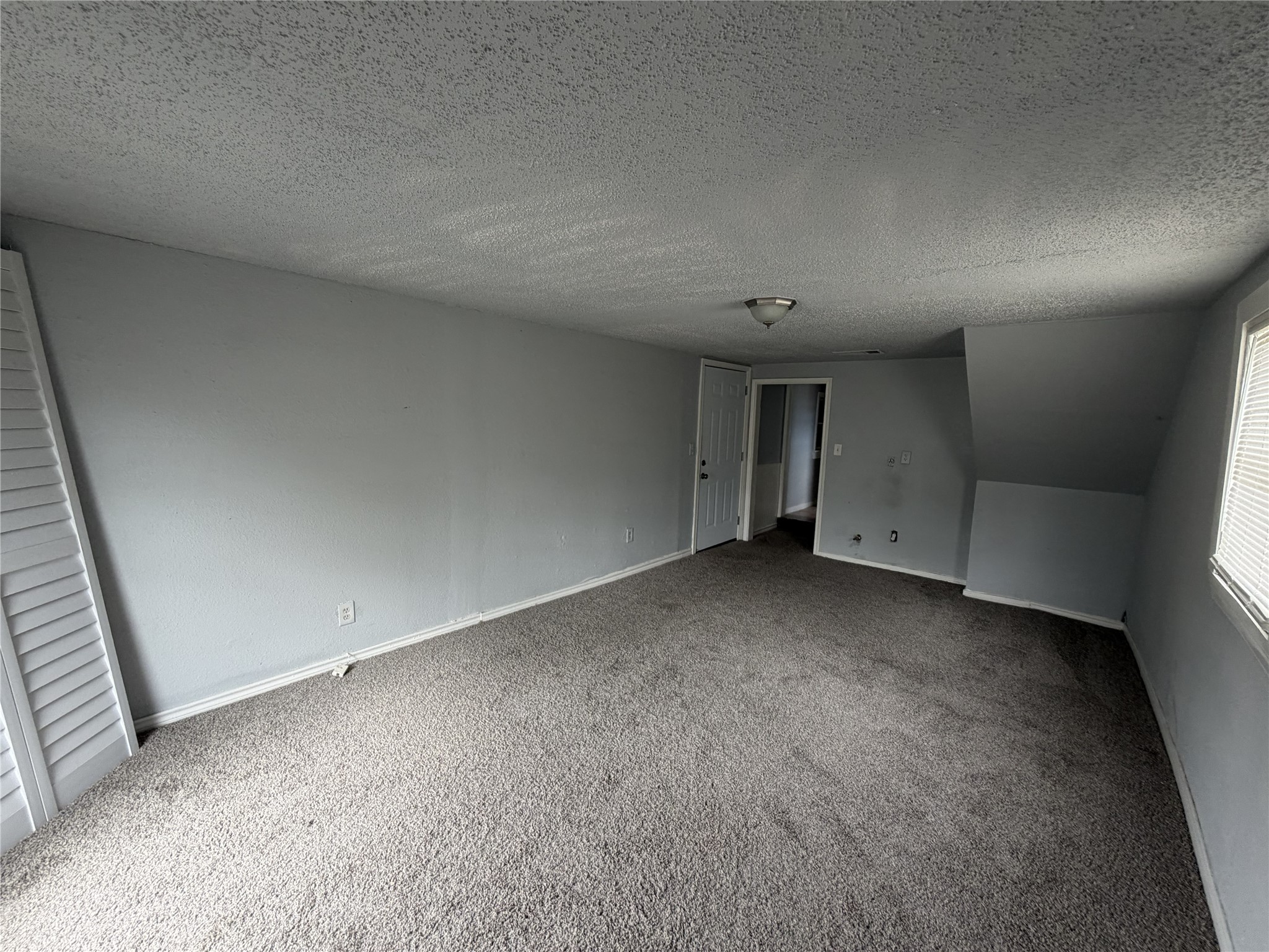 1427 W 6th Street, Freeport, TX 77541