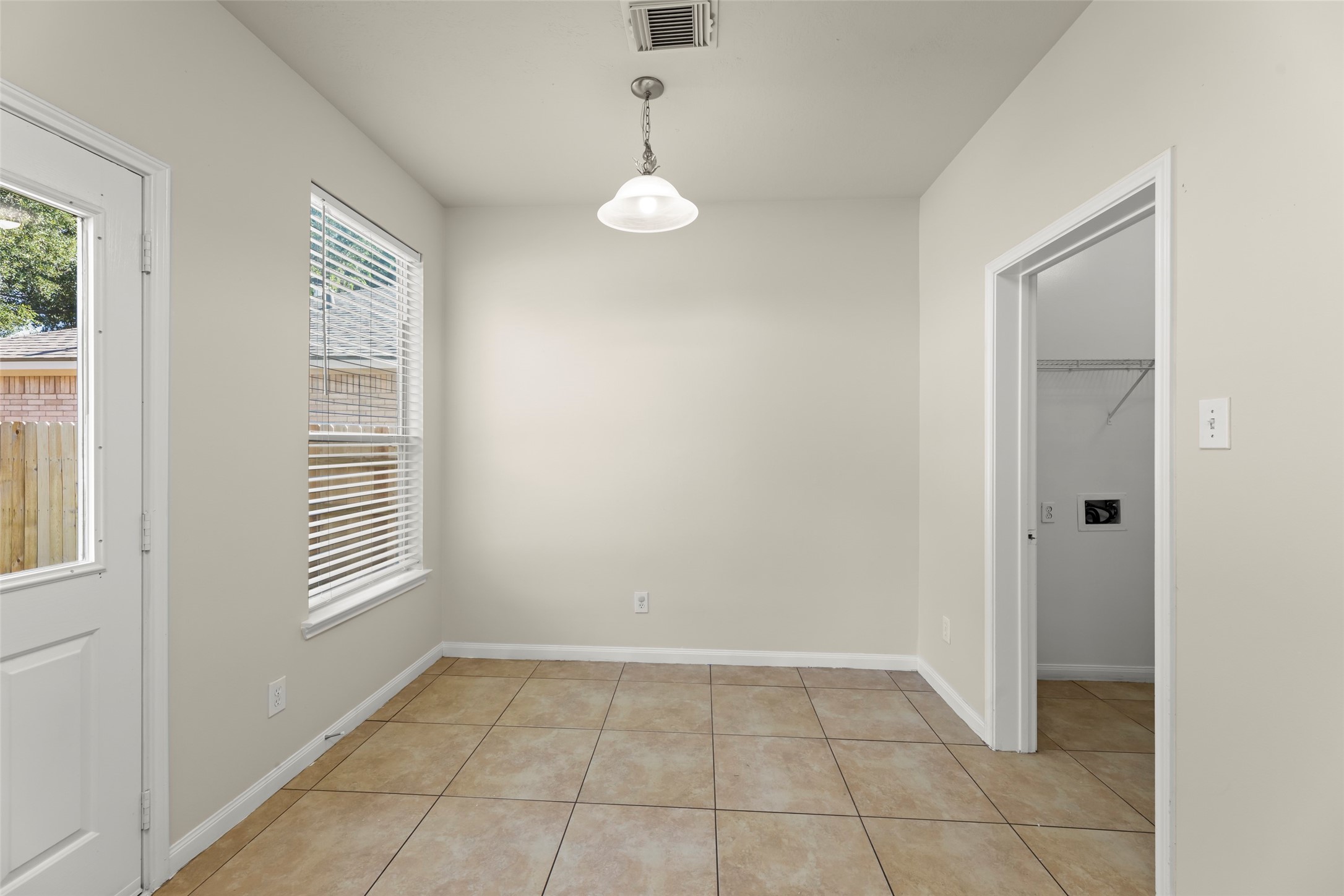16410 Pademelon, Sugar Land, TX 77498 16410 Pademelon, Sugar Land, TX 77498