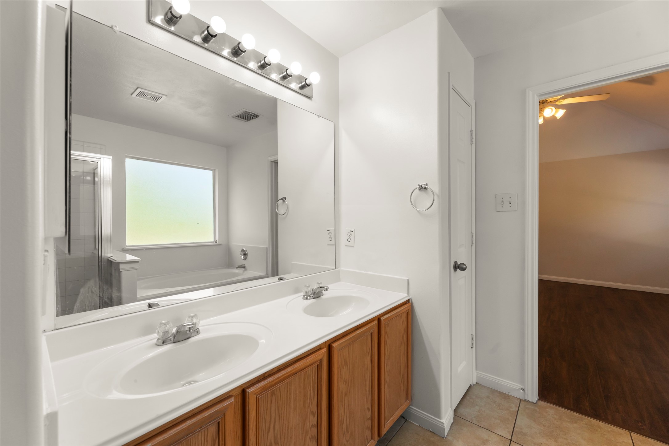 16410 Pademelon, Sugar Land, TX 77498