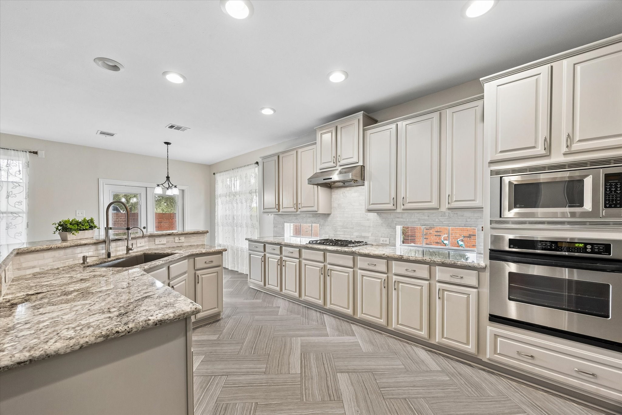 Kitchen Kitchen
