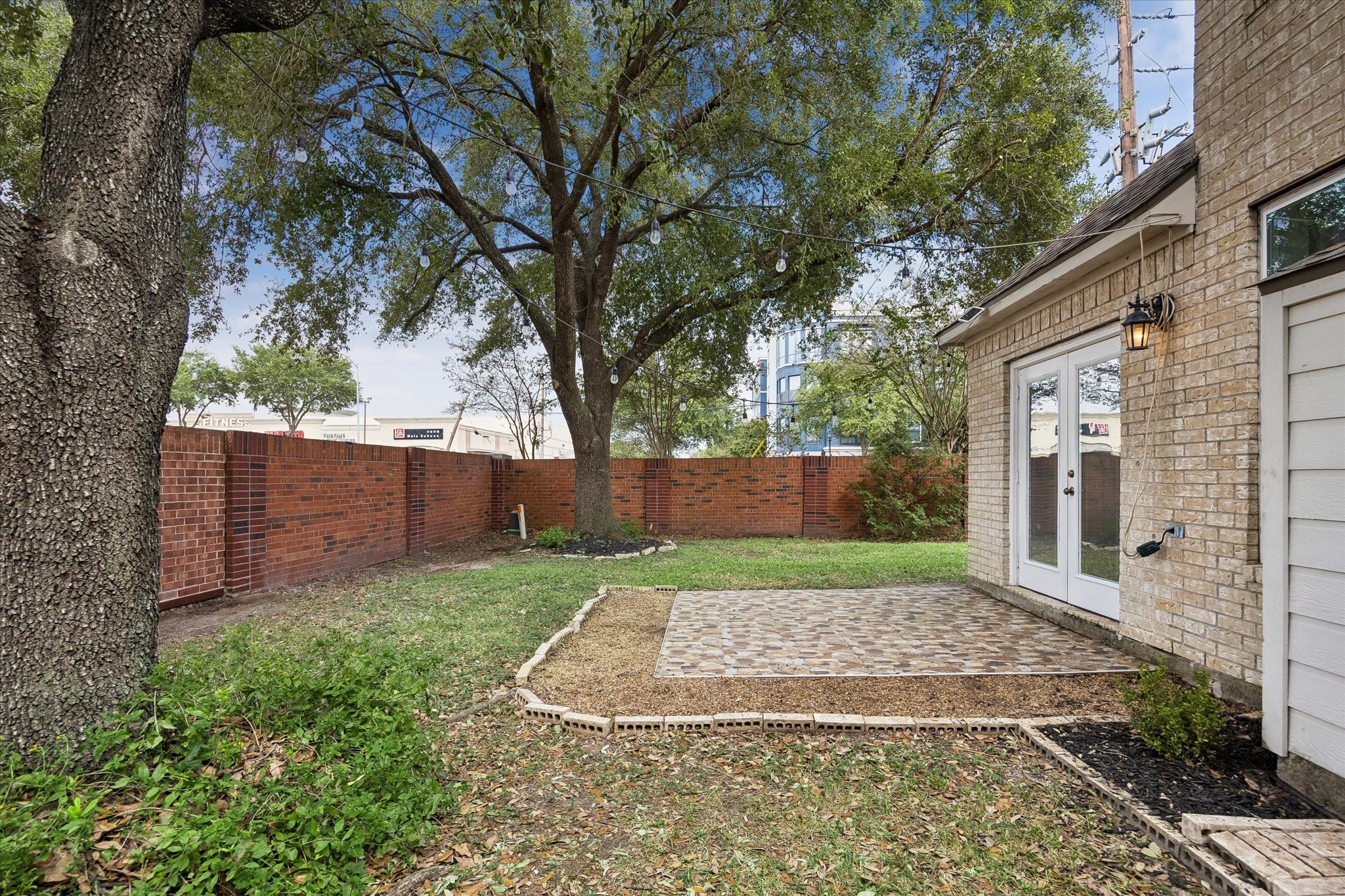 The patio area is off of the breakfast room/ kitchen.