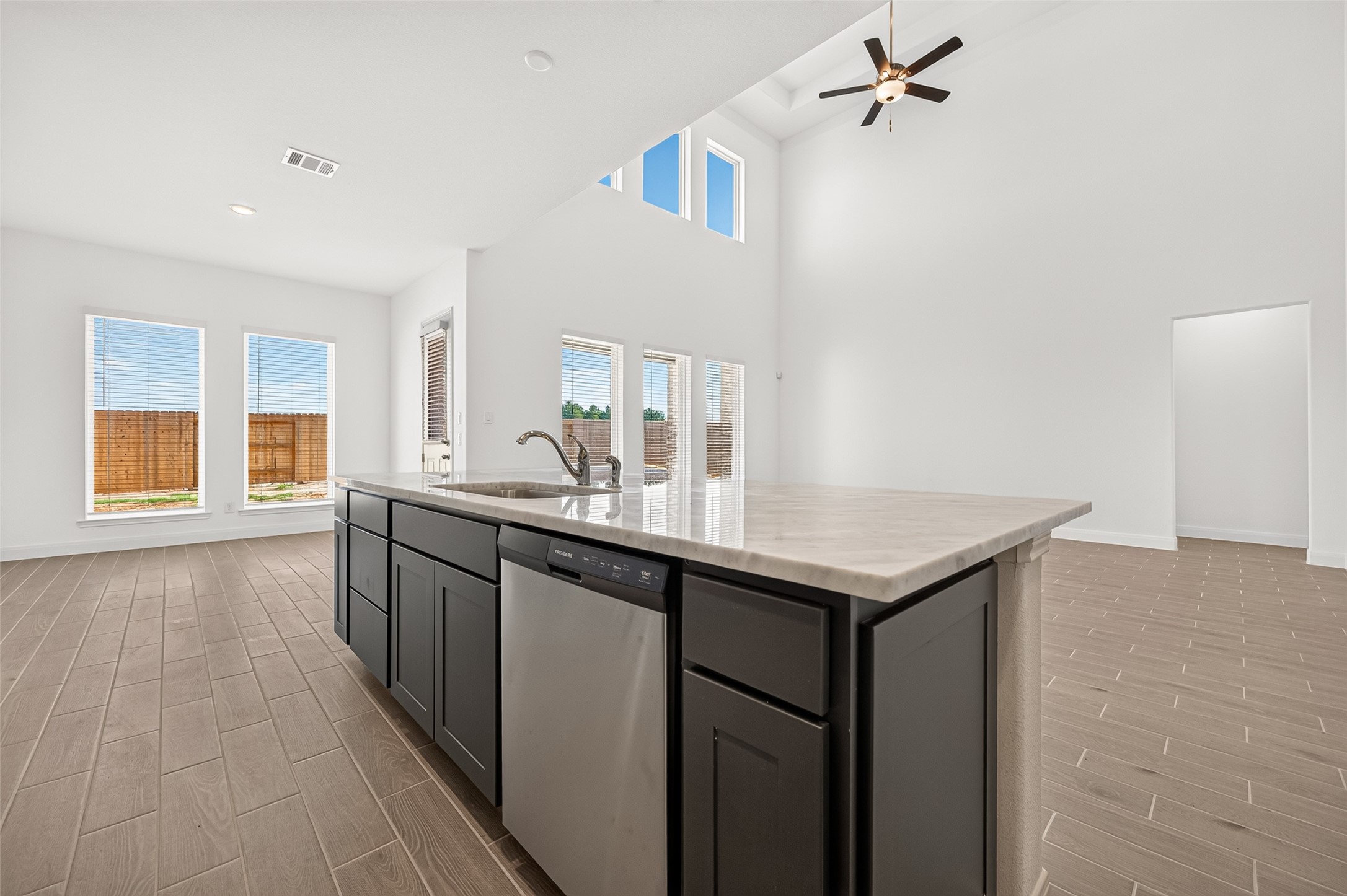 1057 Apple Ridge Road, Magnolia, TX 77355