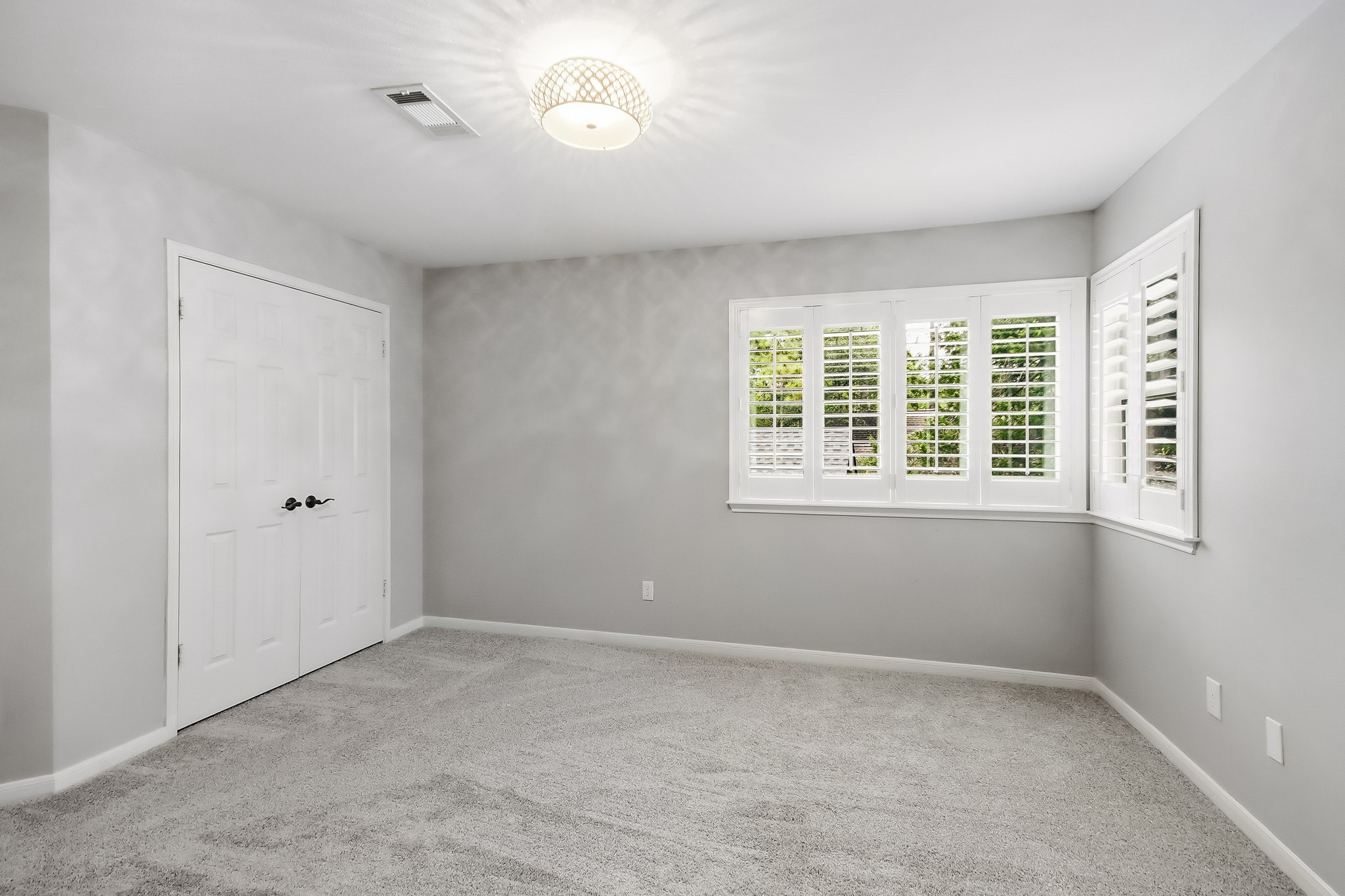 38 Sky Terrace Place, The Woodlands, TX 77381