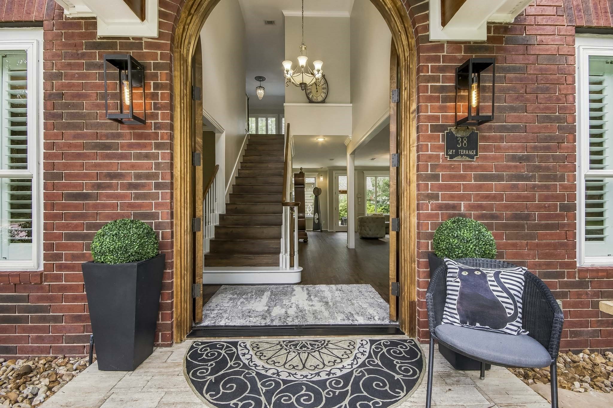 38 Sky Terrace Place, The Woodlands, TX 77381