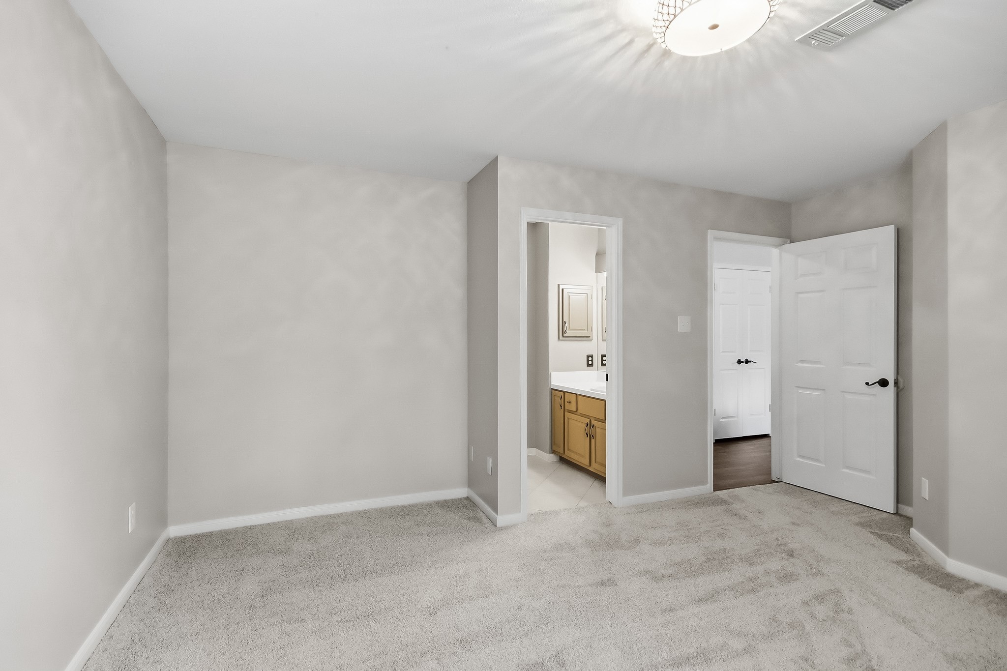 38 Sky Terrace Place, The Woodlands, TX 77381