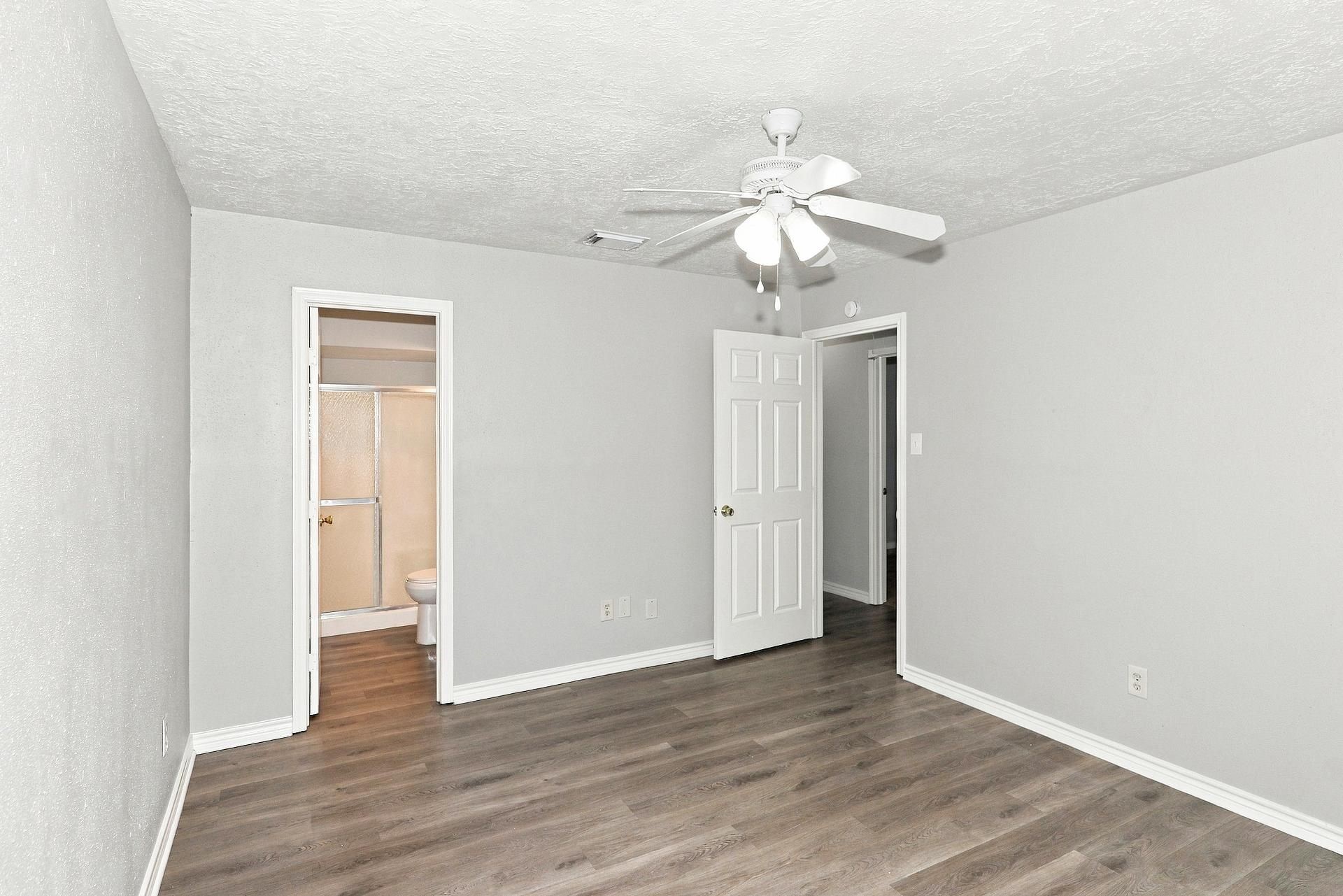 12615 Enchanted Path Drive, Houston, TX 77044 12615 Enchanted Path Drive, Houston, TX 77044