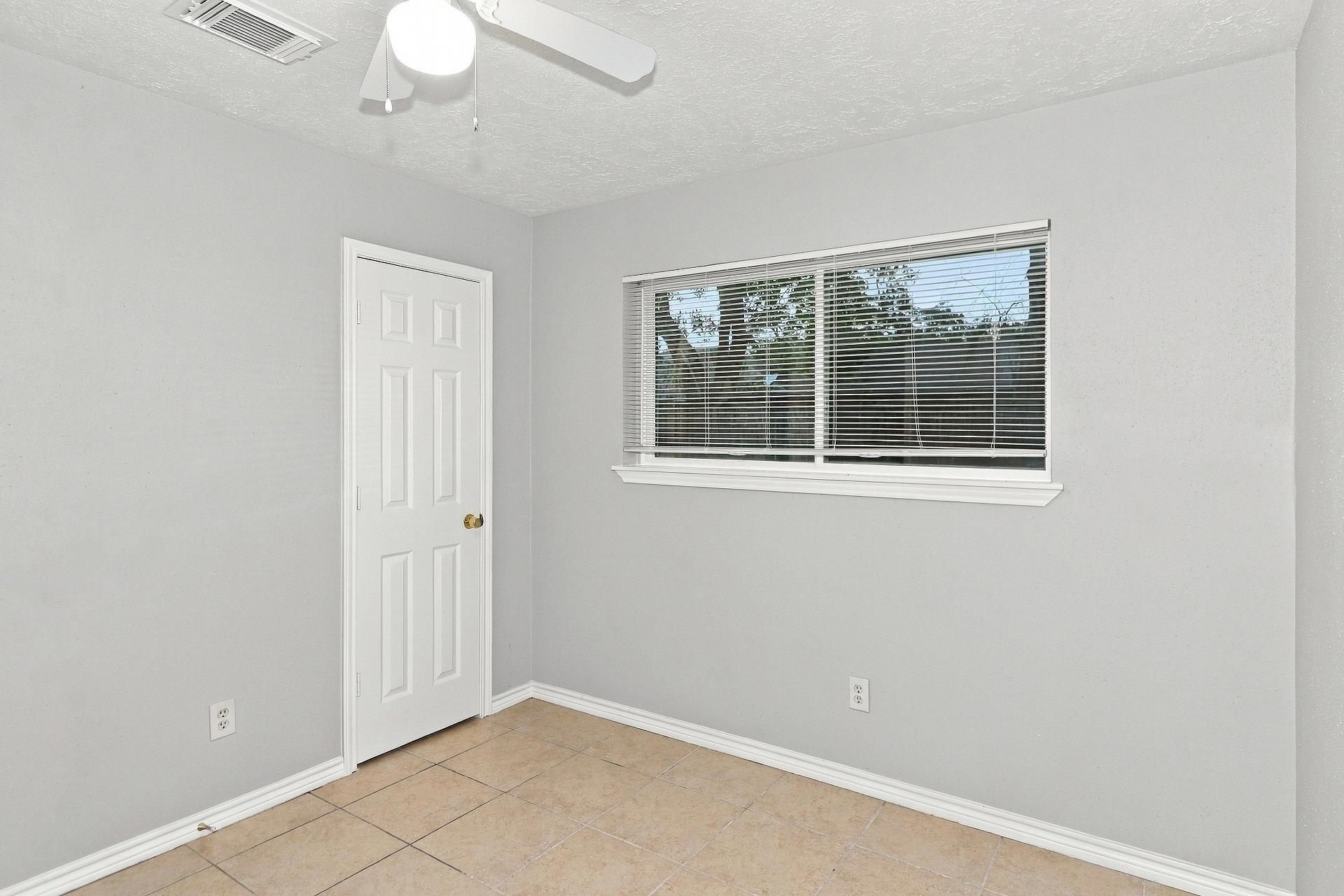 12615 Enchanted Path Drive, Houston, TX 77044