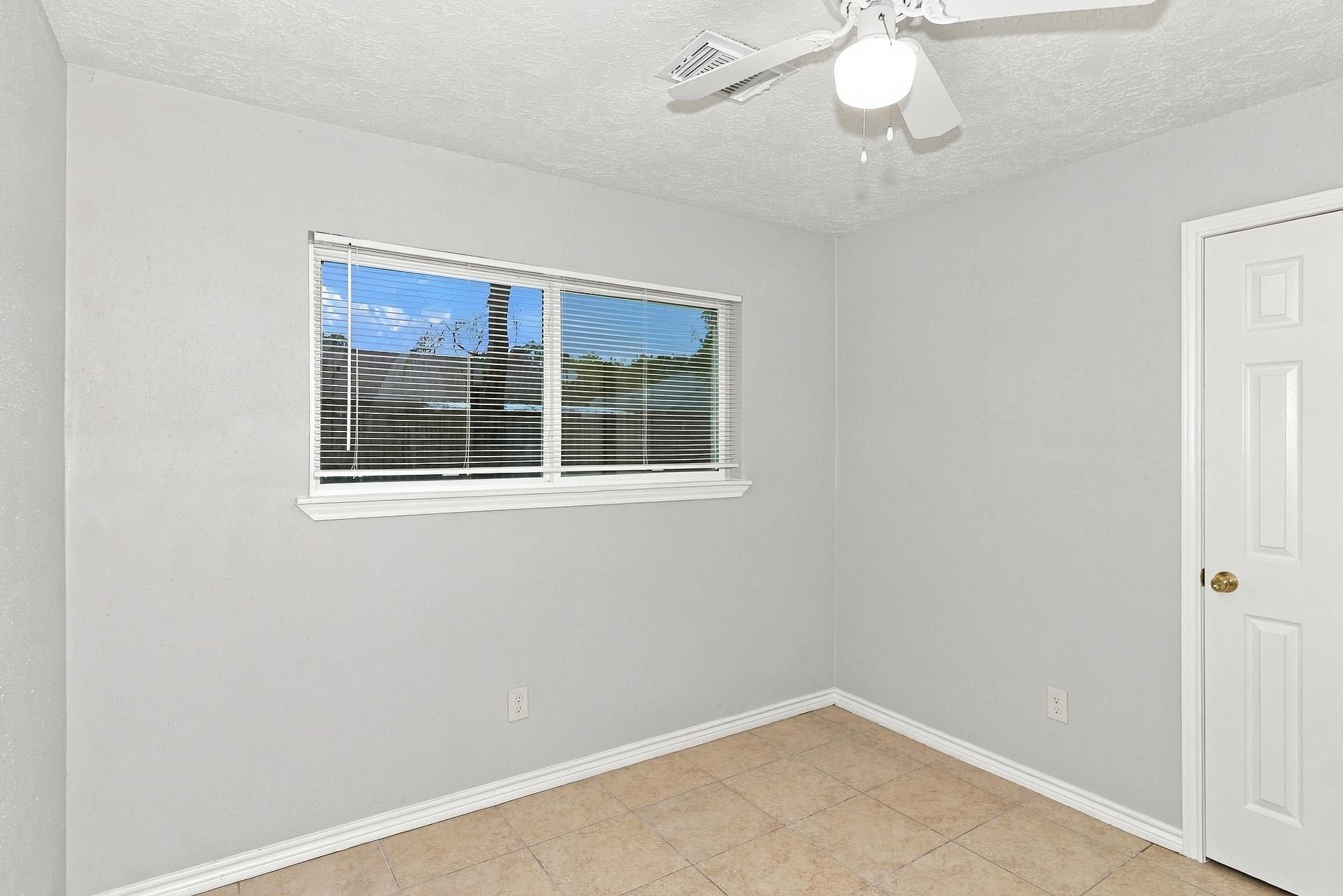 12615 Enchanted Path Drive, Houston, TX 77044