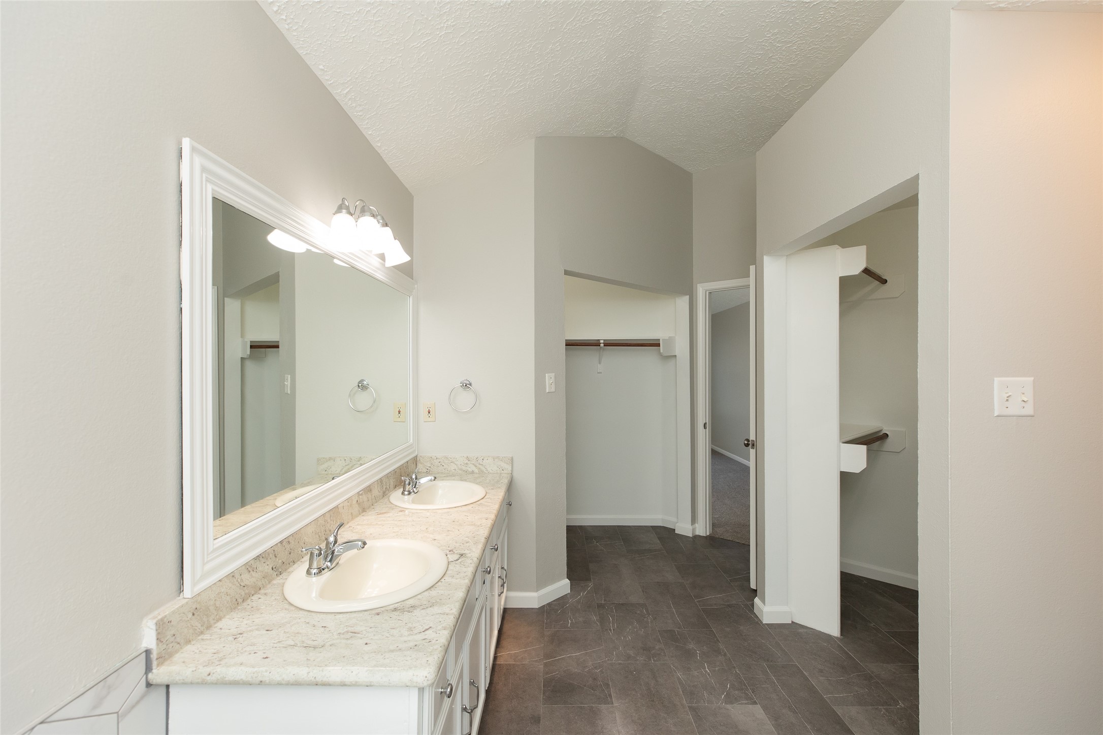 1923 Havenhouse Drive, Spring, TX 77386
