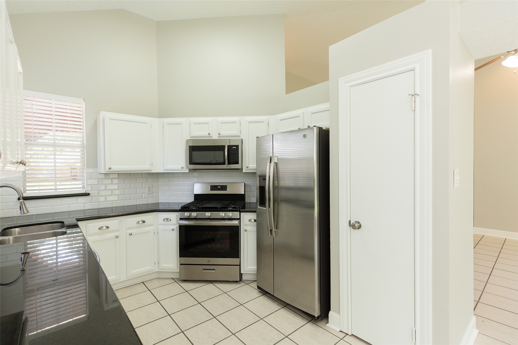 1923 Havenhouse Drive, Spring, TX 77386