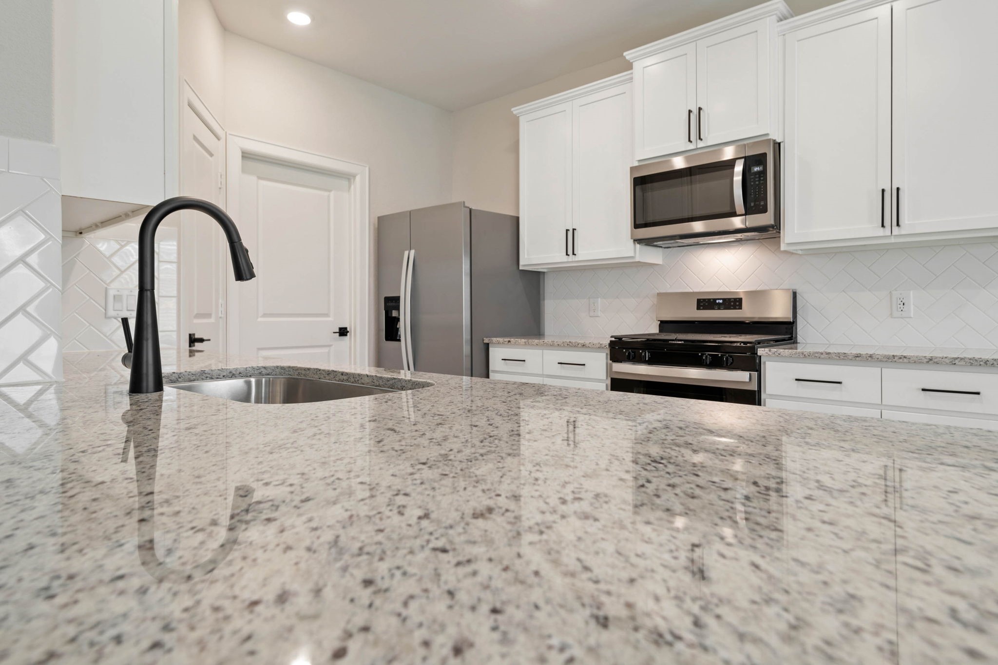 21571 Bluebonnet Bay Drive, Magnolia, TX 77354