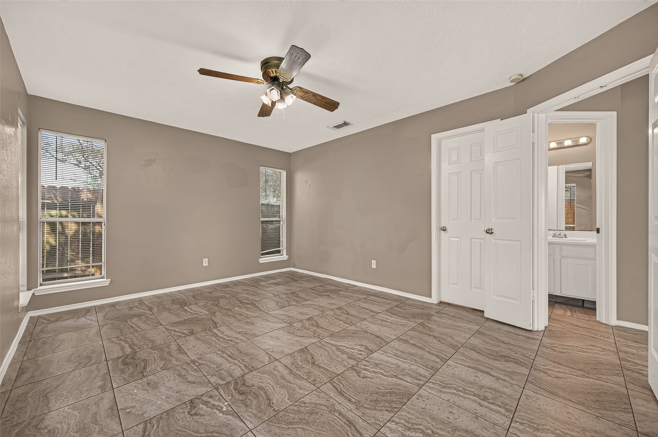 19411 Stillhouse Drive, Tomball, TX 77375