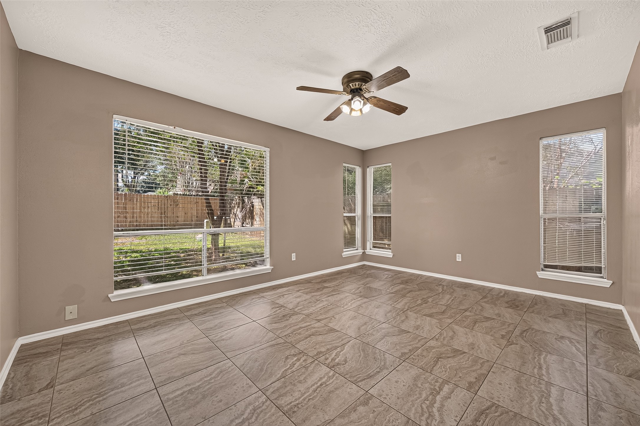 19411 Stillhouse Drive, Tomball, TX 77375