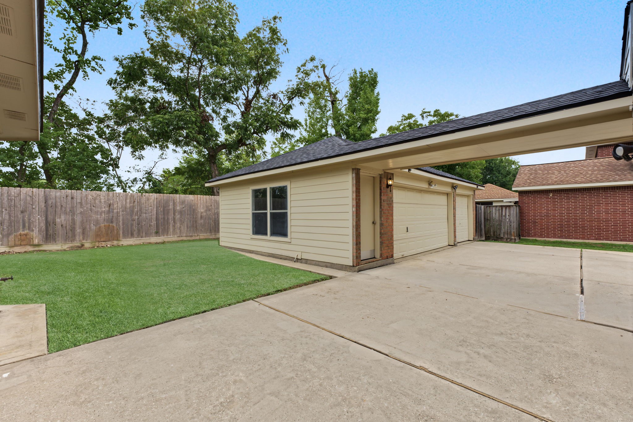 2502 Meadow Tree Lane, Spring, TX 77388