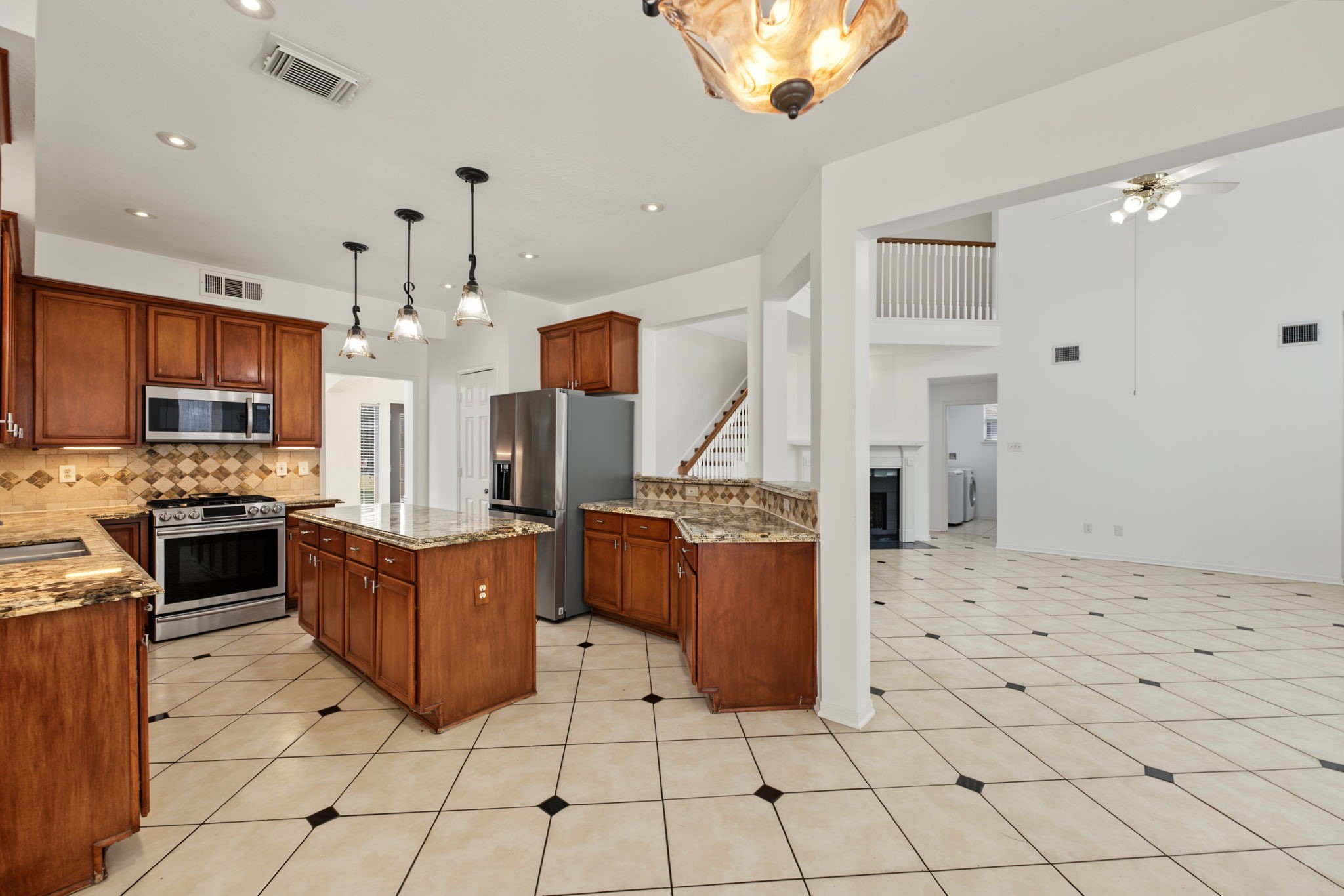 2502 Meadow Tree Lane, Spring, TX 77388