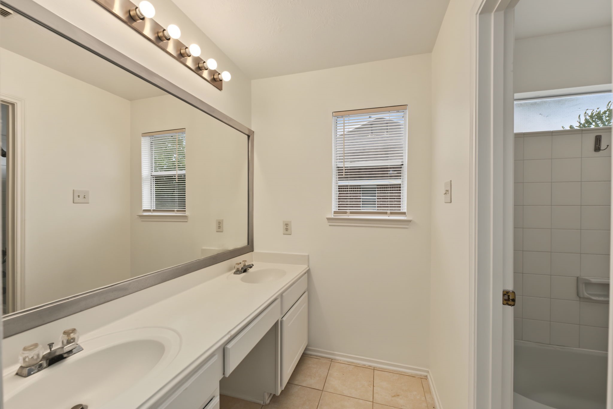 2502 Meadow Tree Lane, Spring, TX 77388