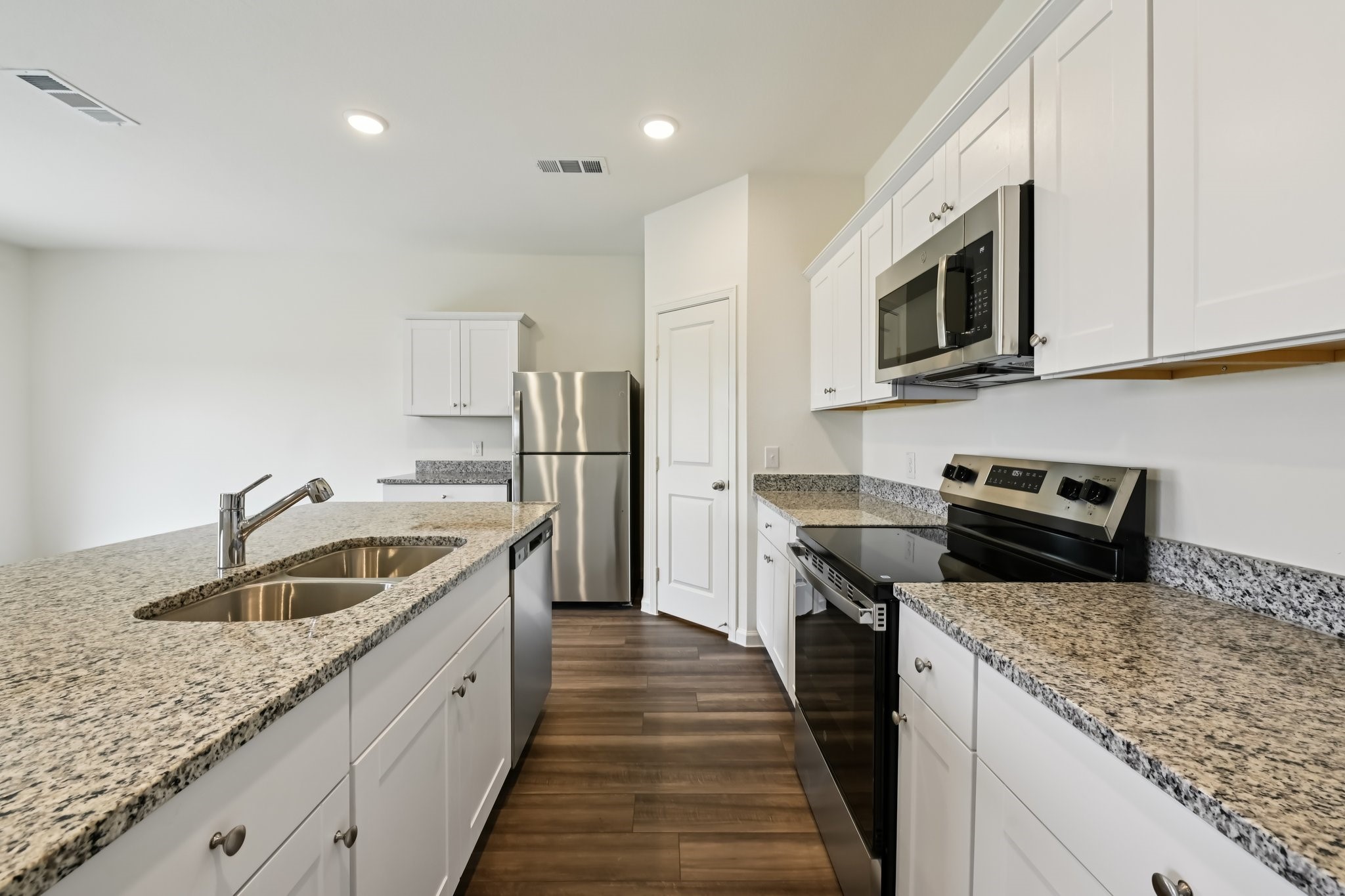 2422 Evergreen Falls Drive, Crosby, TX 77532 2422 Evergreen Falls Drive, Crosby, TX 77532