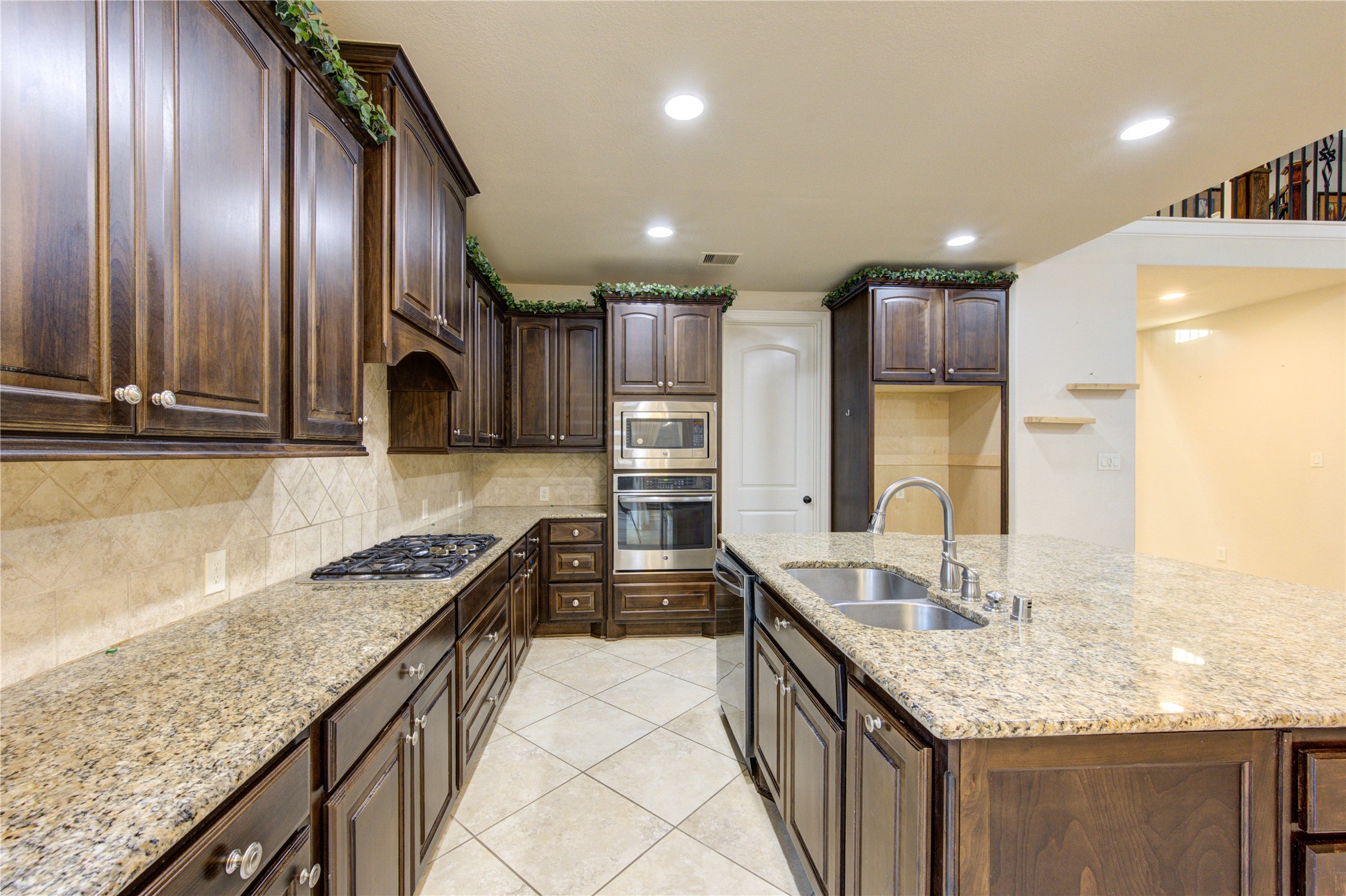 11227 Dunstan Hill Drive, Richmond, TX 77407