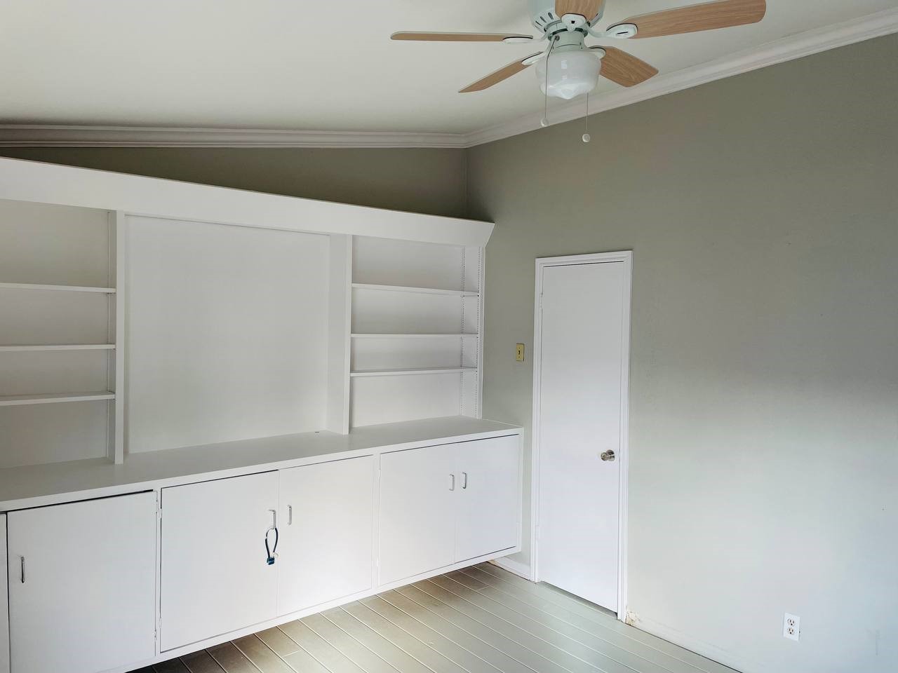 9550 Deering Drive, #310, Houston, TX 77036