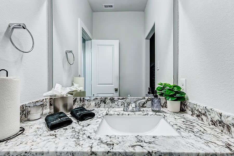 4677 Bellfort Street, #A, Houston, TX 77051