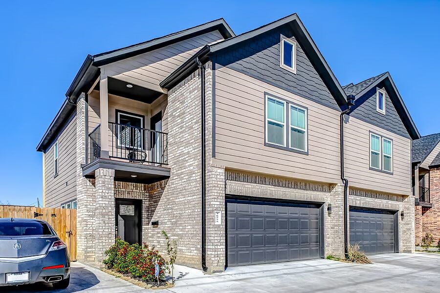 4677 Bellfort Street, #A, Houston, TX 77051