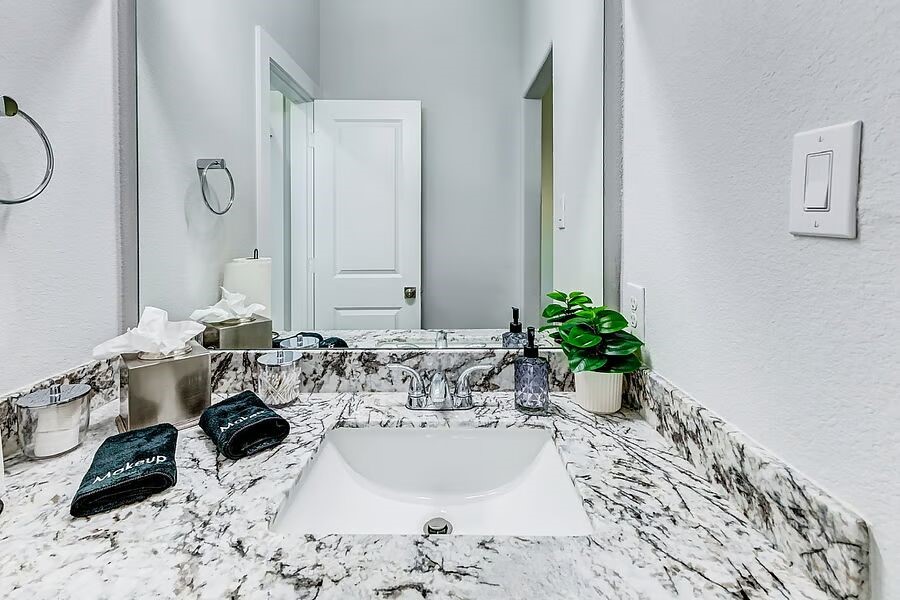 4677 Bellfort Street, #A, Houston, TX 77051