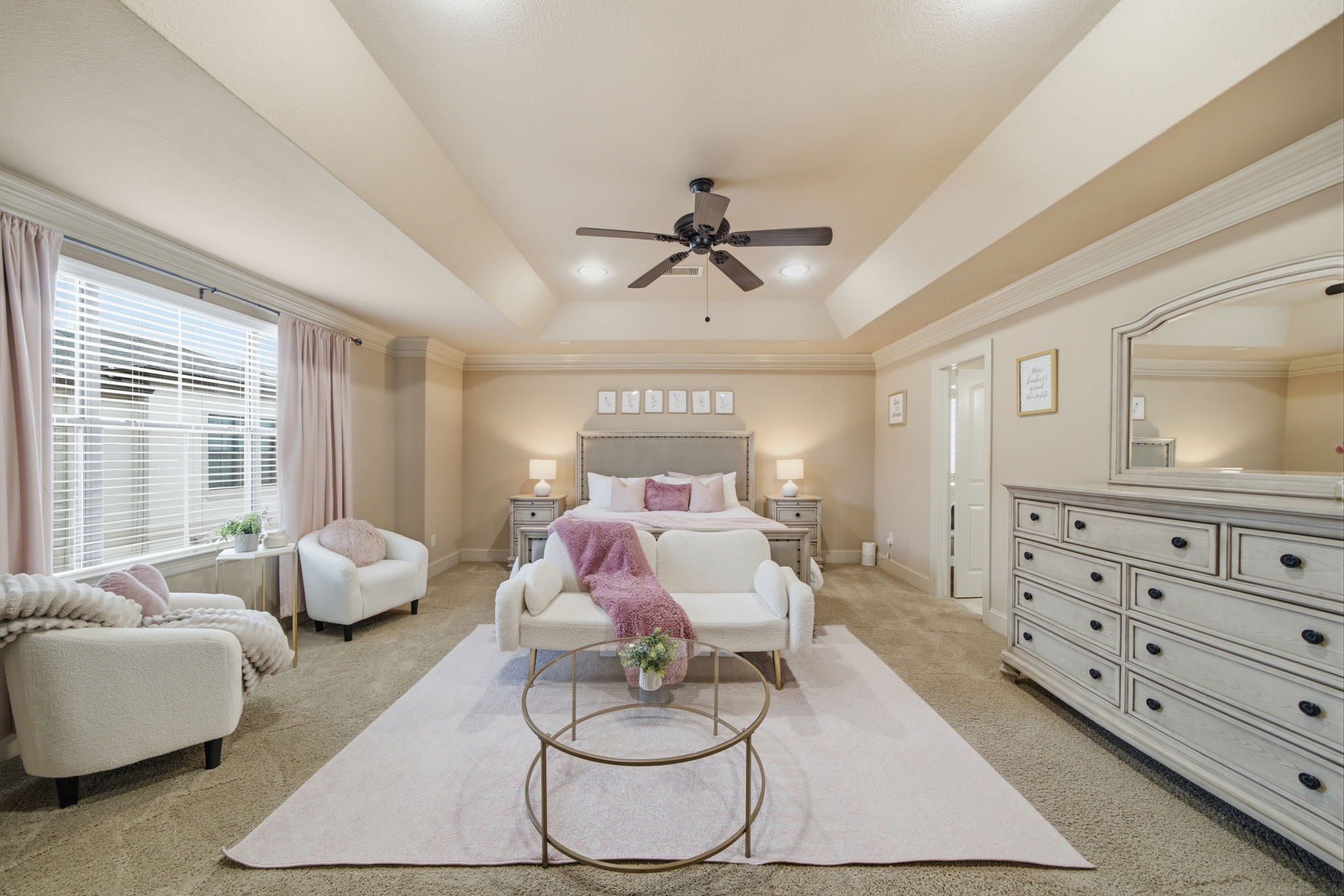 What an amazing primary suite!