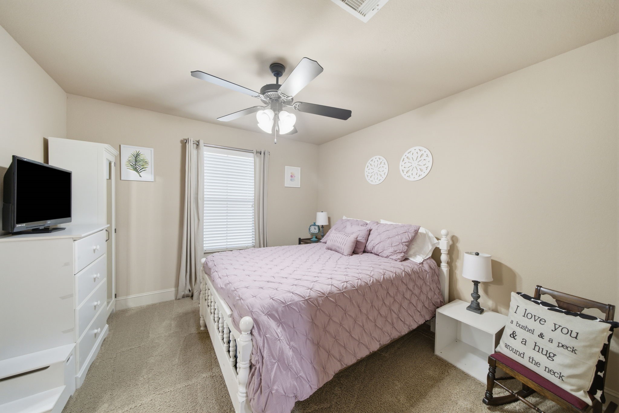 Guest suite on the 3rd floor with an en-suite bedroom and full bath.