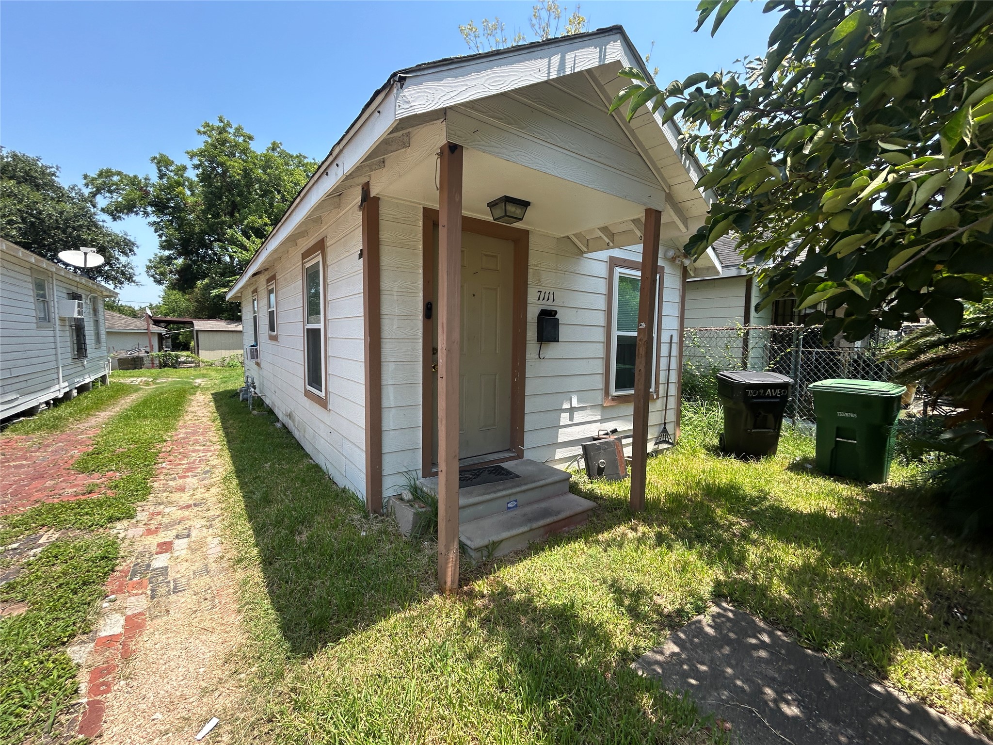 7111 Avenue O, Houston, TX 77011