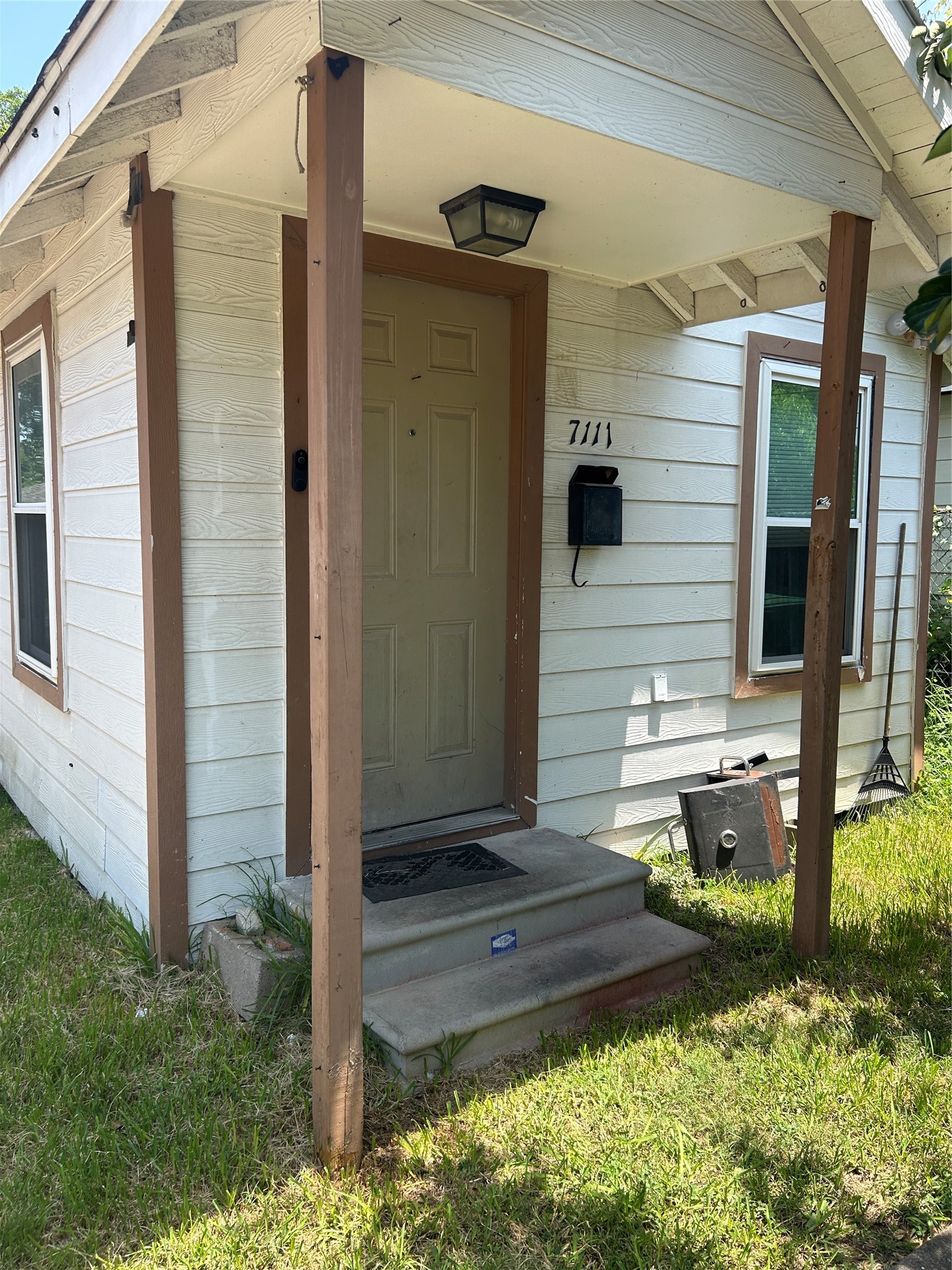 7111 Avenue O, Houston, TX 77011