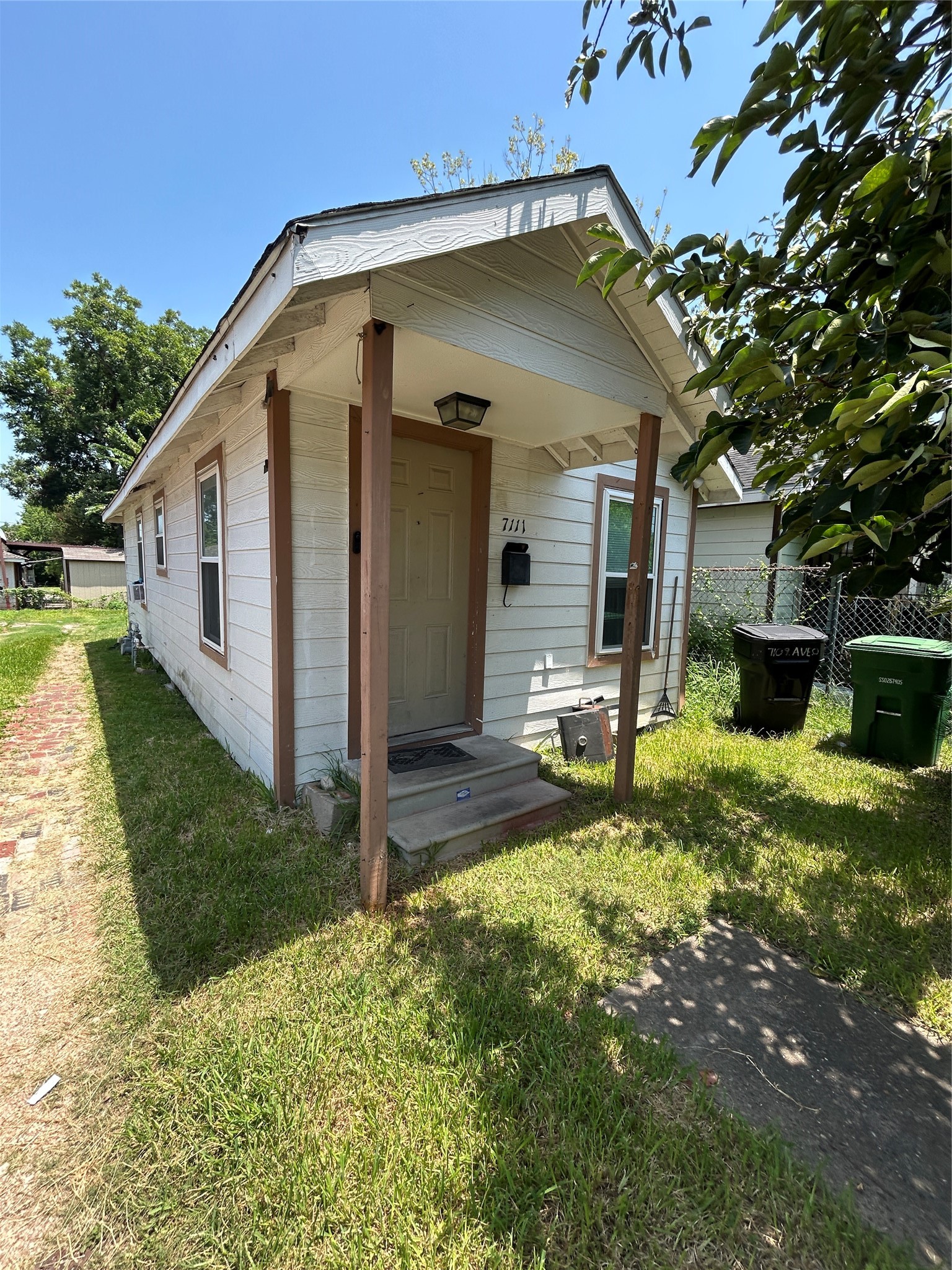 7111 Avenue O, Houston, TX 77011