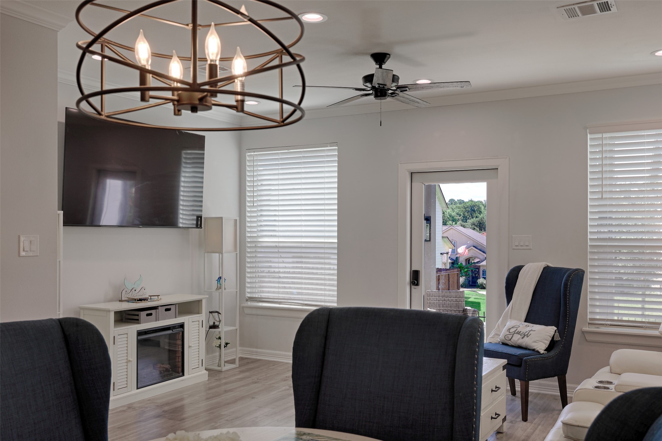 132 Capetown Circle, Montgomery, TX 77356
