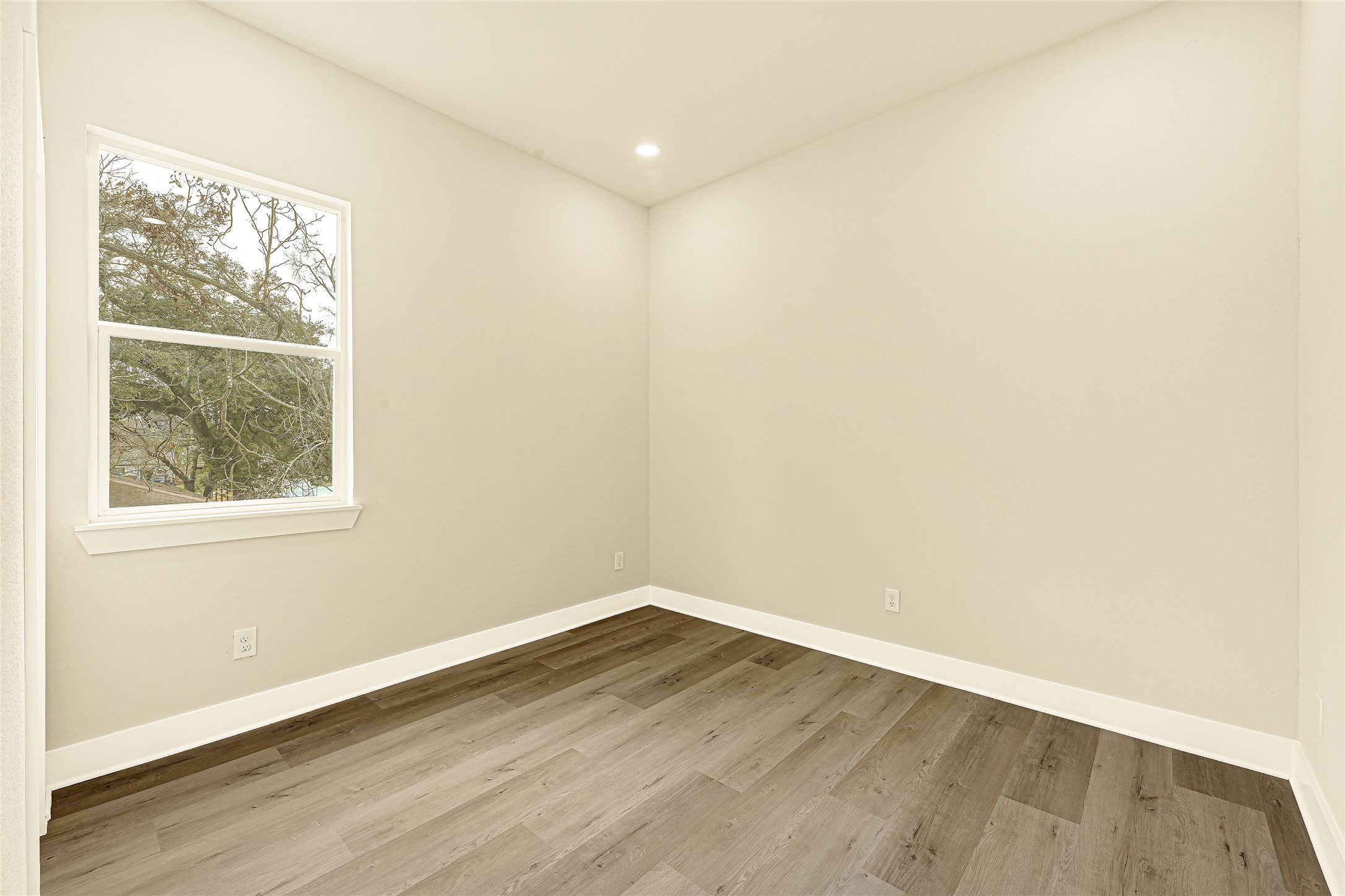 712 Savonna, Houston, TX 77076