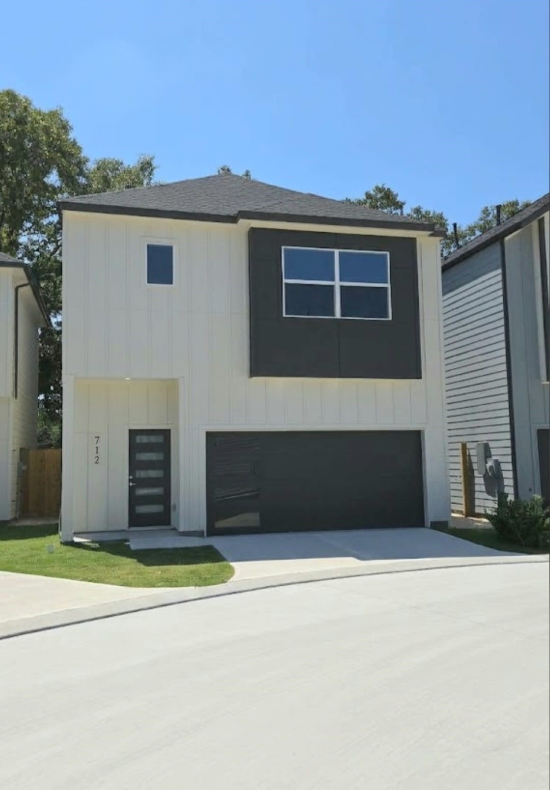 712 Savonna, Houston, TX 77076