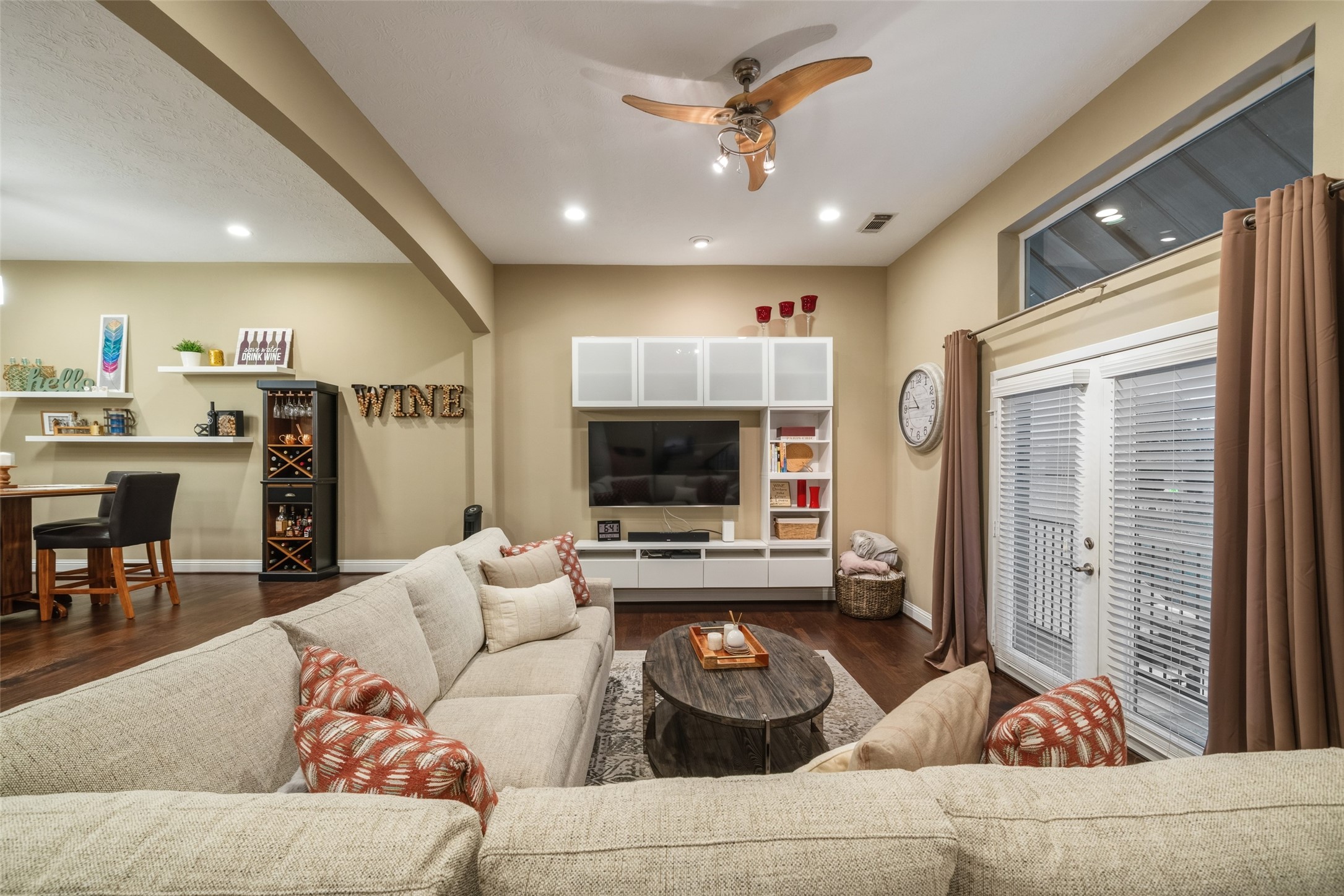 1003 Gillette Street, Houston, TX 77019