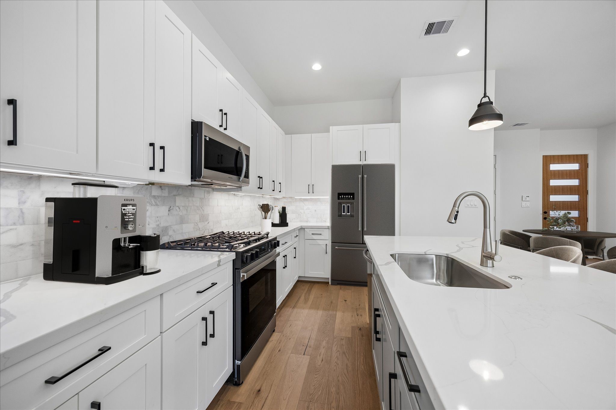 1824 W Tidwell Road, Houston, TX 77091
