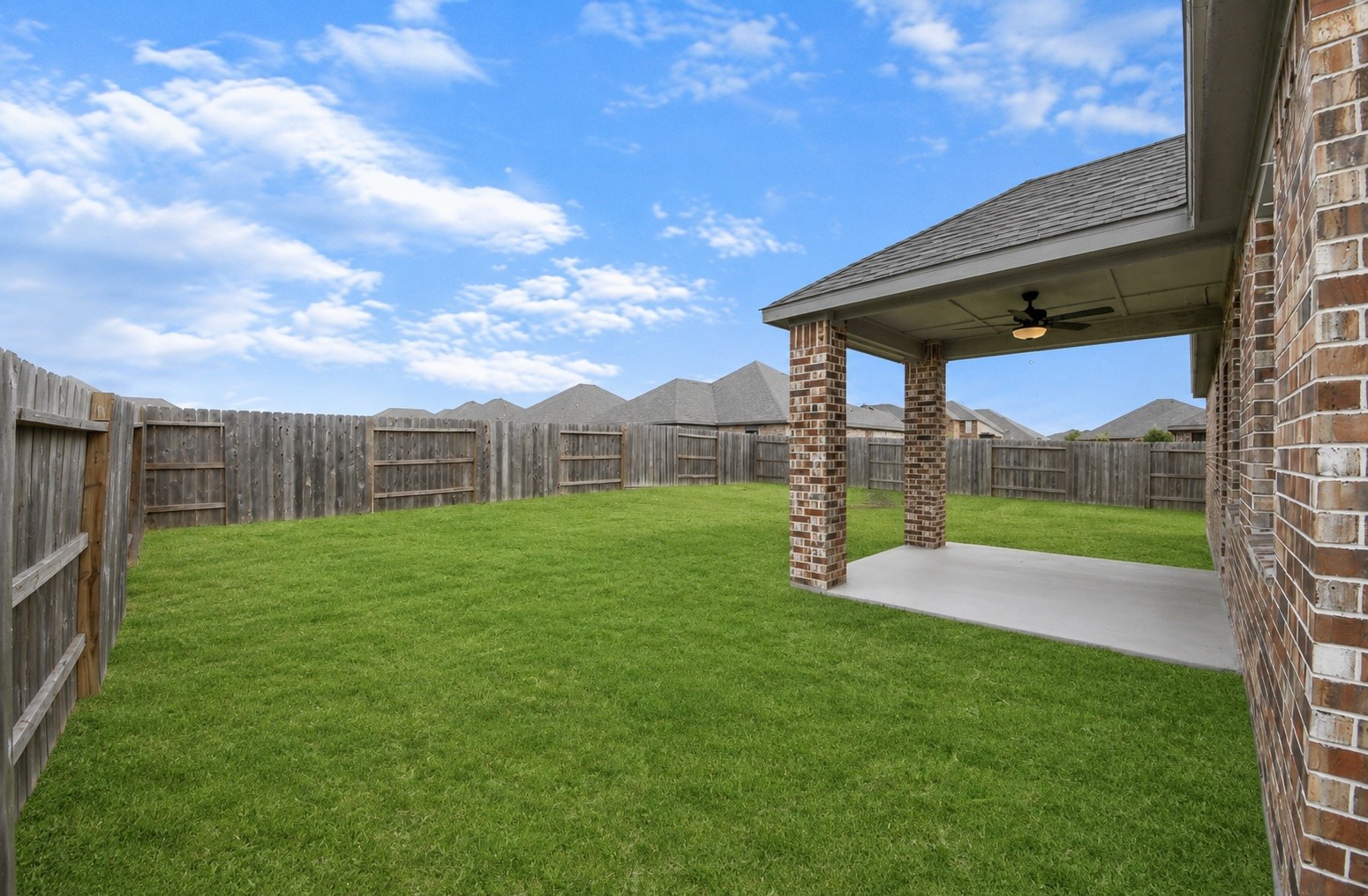 3006 Floating Barque Drive, Santa Fe, TX 77510