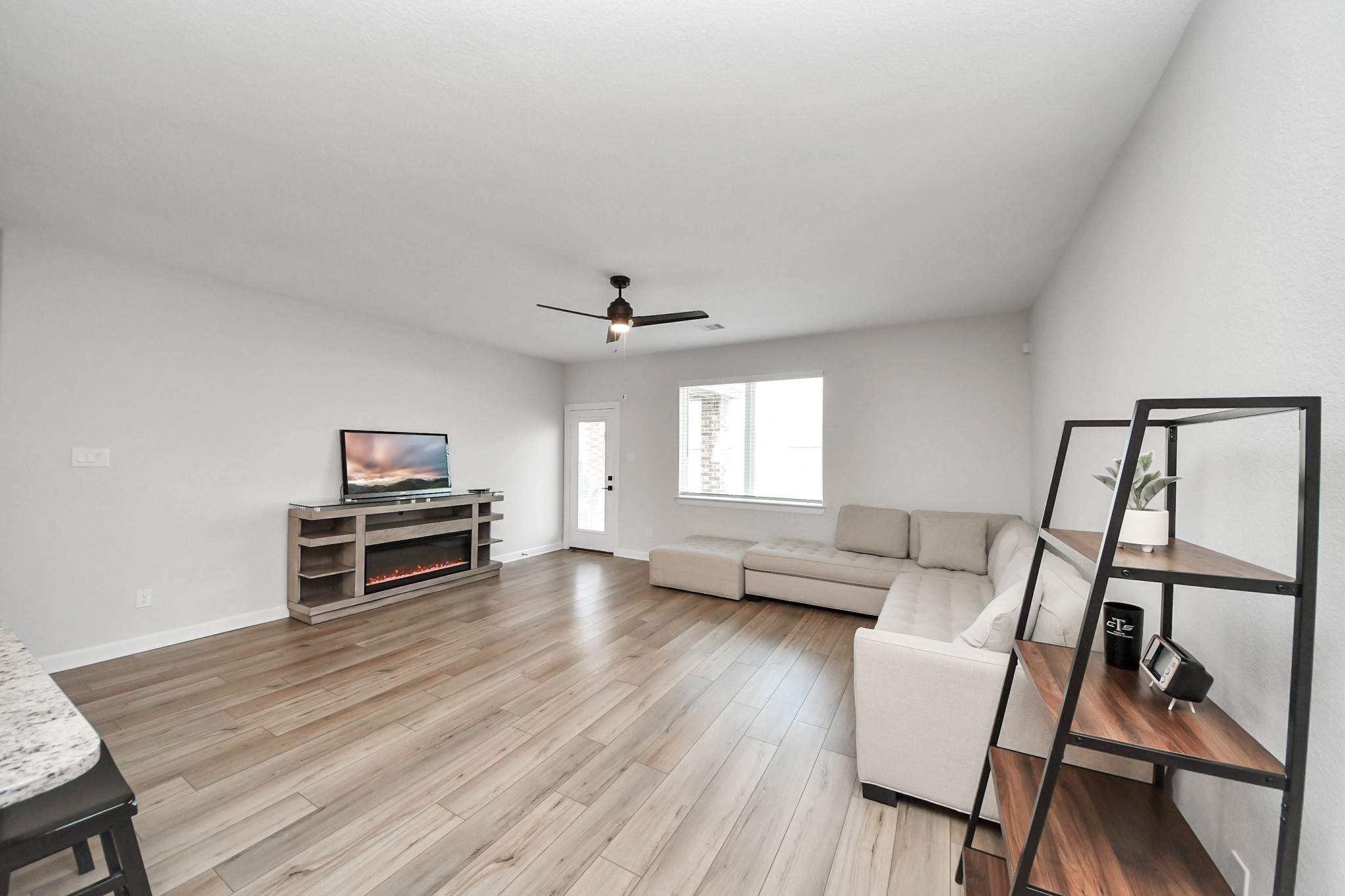 3006 Floating Barque Drive, Santa Fe, TX 77510