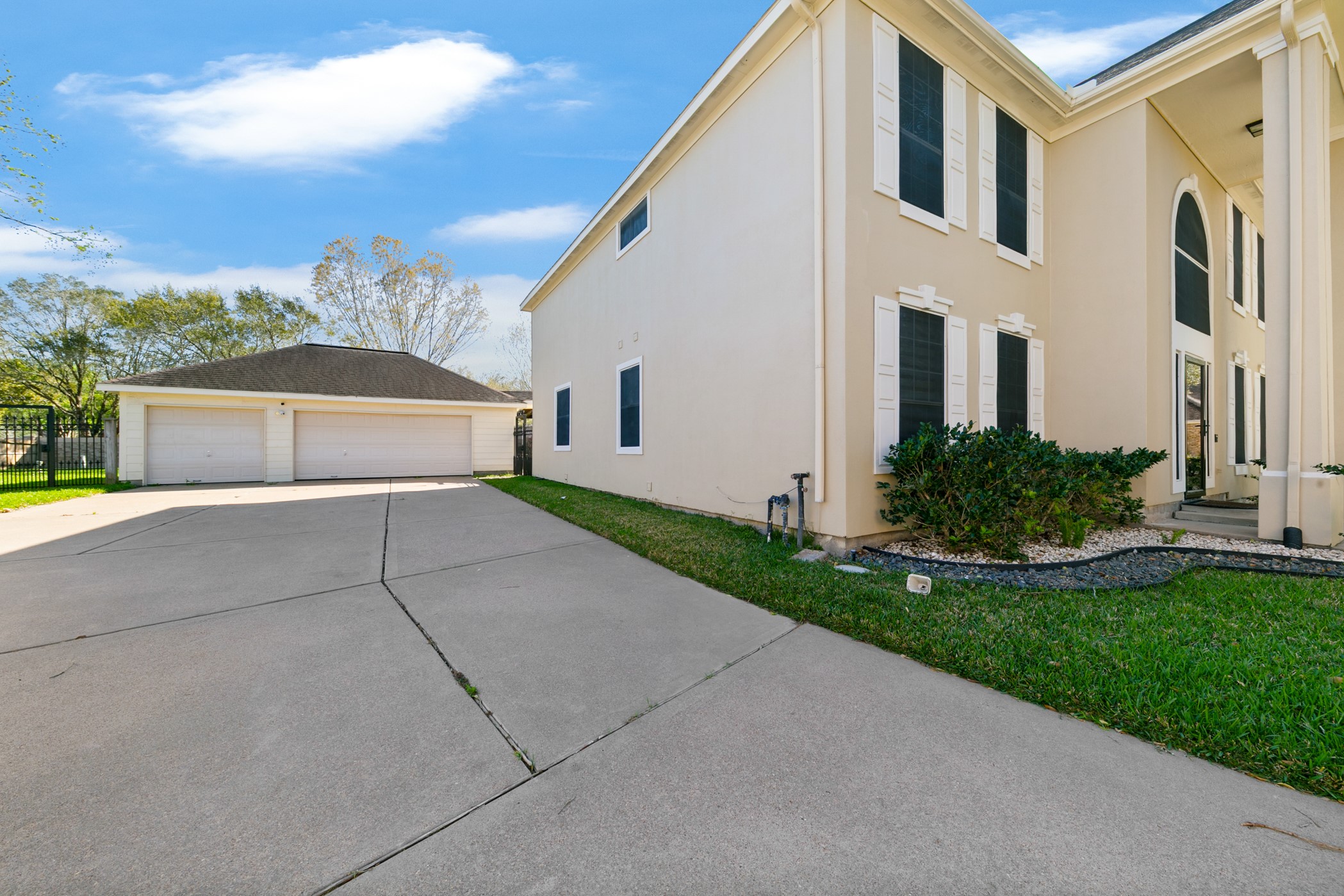 Long driveway.